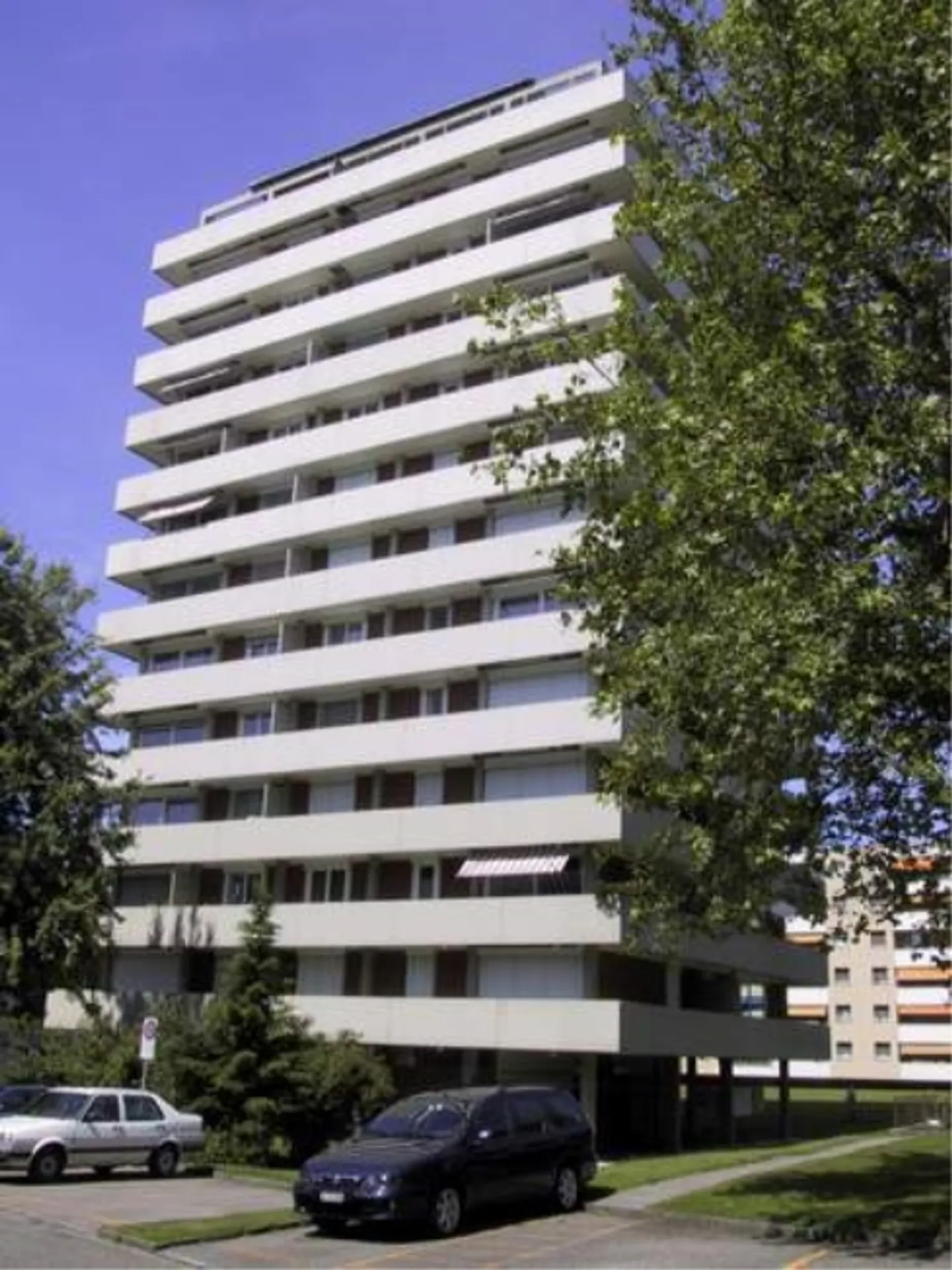 Modern apartment with balcony - Photo 1 of 3