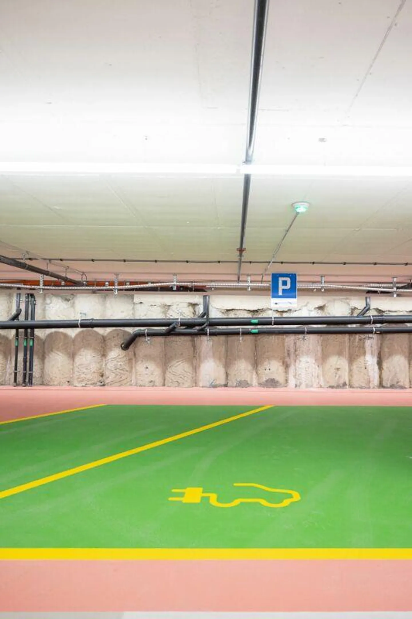 Parking Central - Photo 8 sur 10