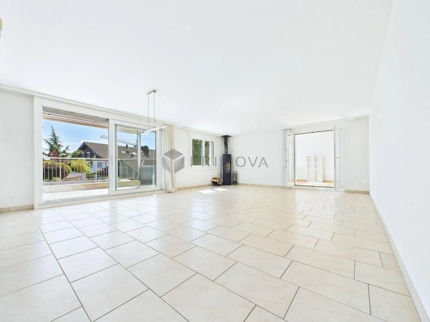 Licht, Raum und Stil - Ihr neues Zuhause am sonnigen Mutschellen! - Foto 2 von 11