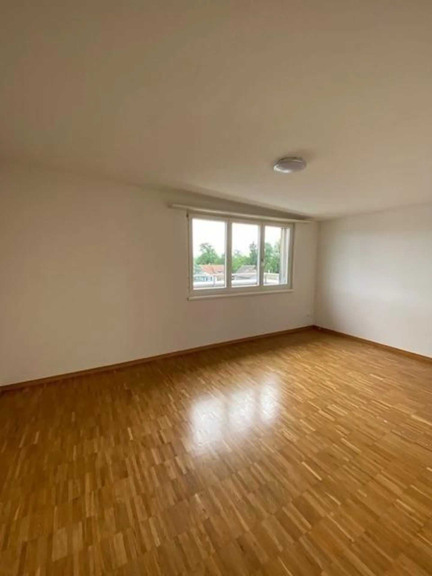 Charmante Attikawohnung zu Vermieten - Foto 6 von 12