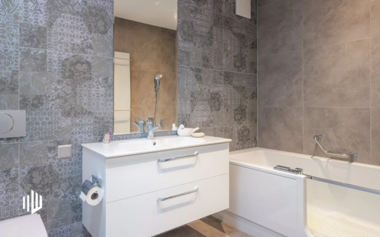 ImmoWyss - Appartamento Attico Attraente, Centrale, Direttamente alla Stazione Est - Foto 3 di 9