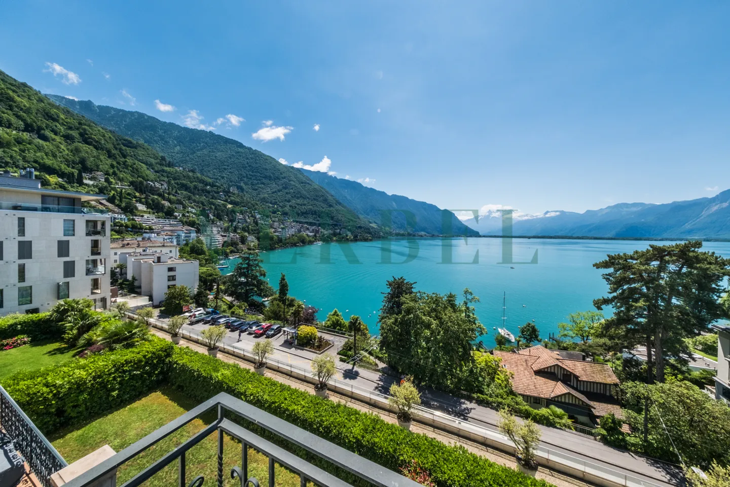 Wunderschöne 4,5-Zimmer-Wohnung mit Seeblick - Foto 2 von 12