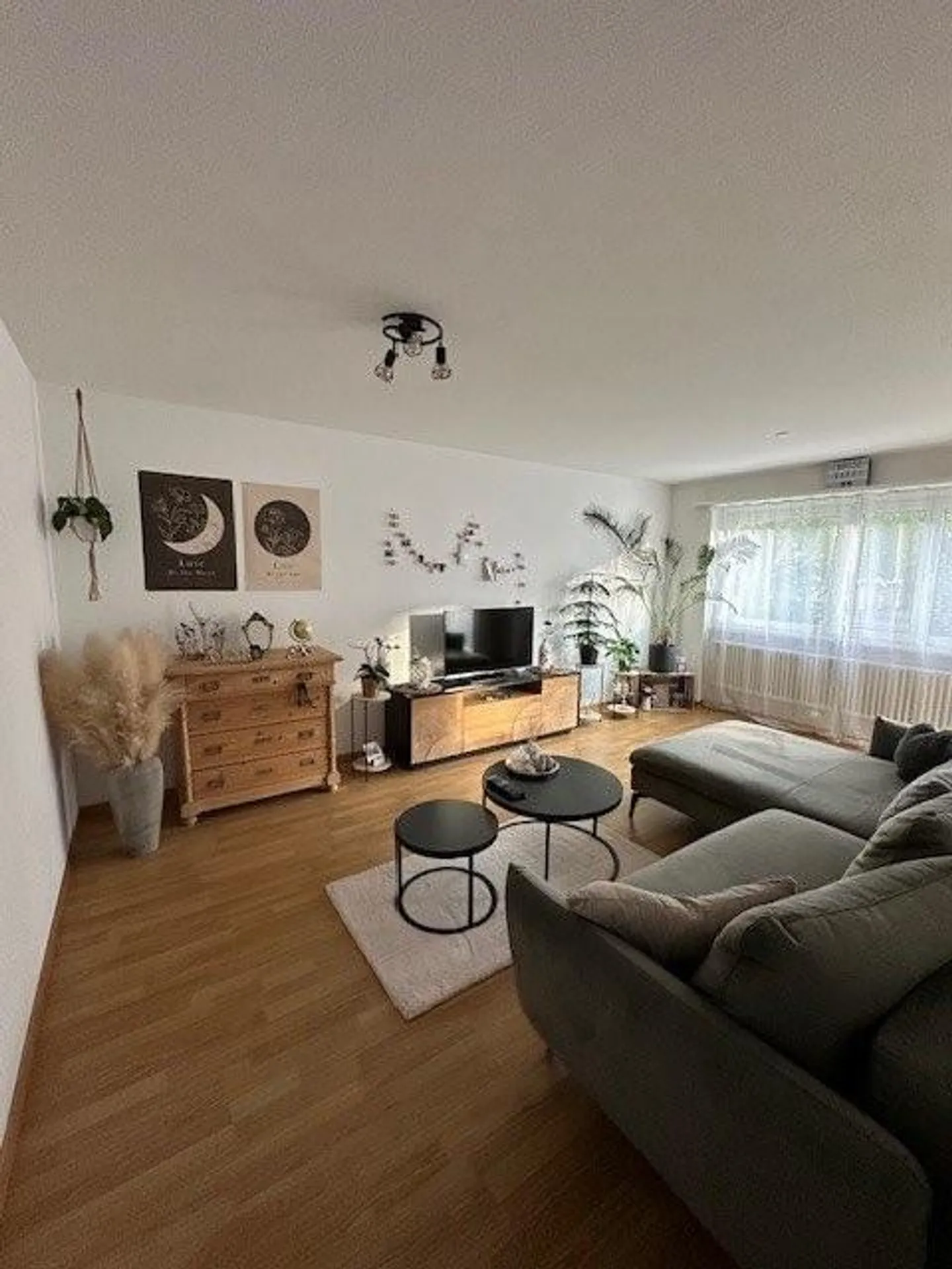 Charmante Wohnung mit Balkon - Foto 1 von 6