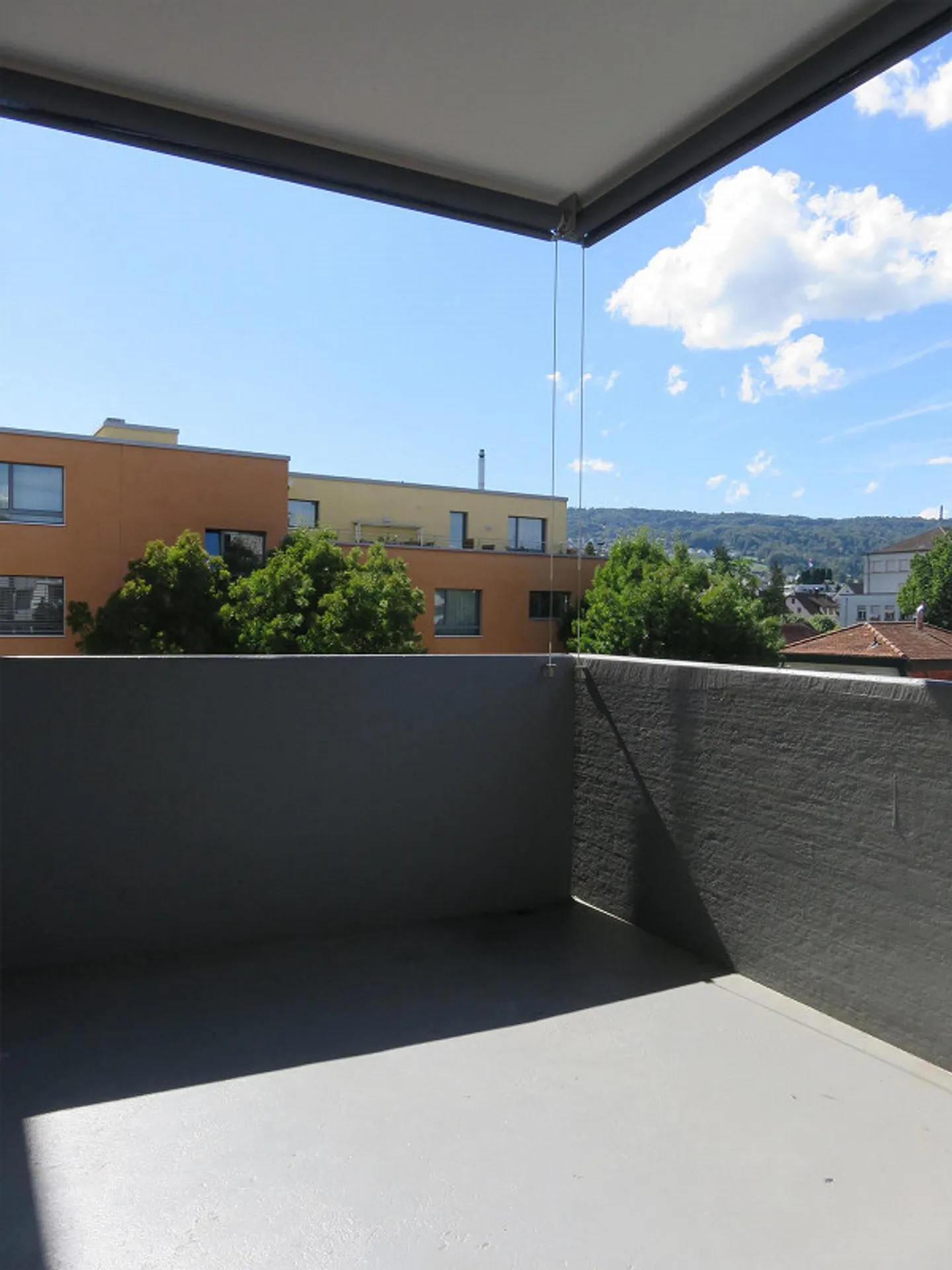 1.5-room apartment in a central location - Photo 3 of 9