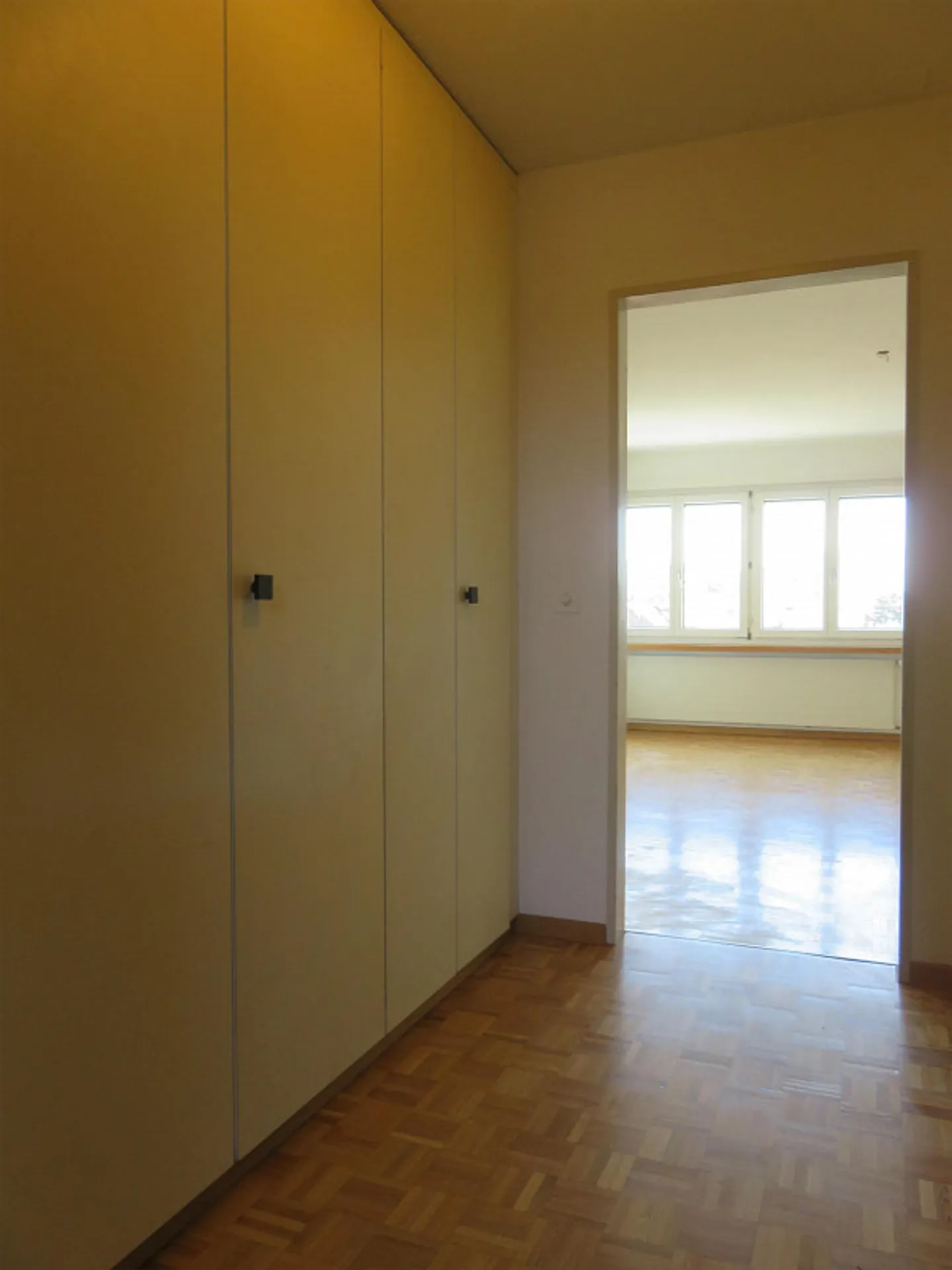 1.5-room apartment in a central location - Photo 8 of 9