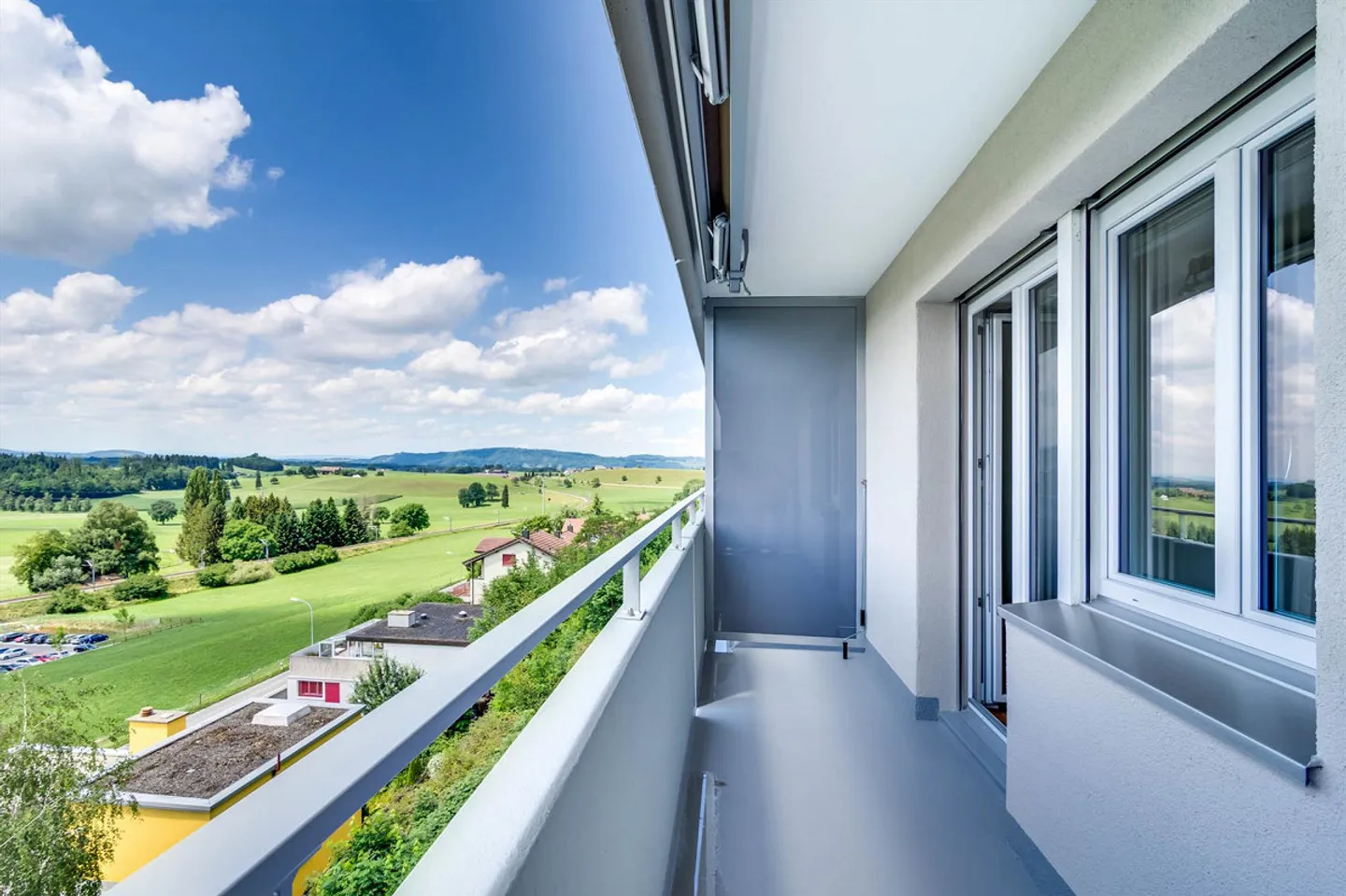 1 Room Apartment in Bronschhofen - Photo 5 of 7
