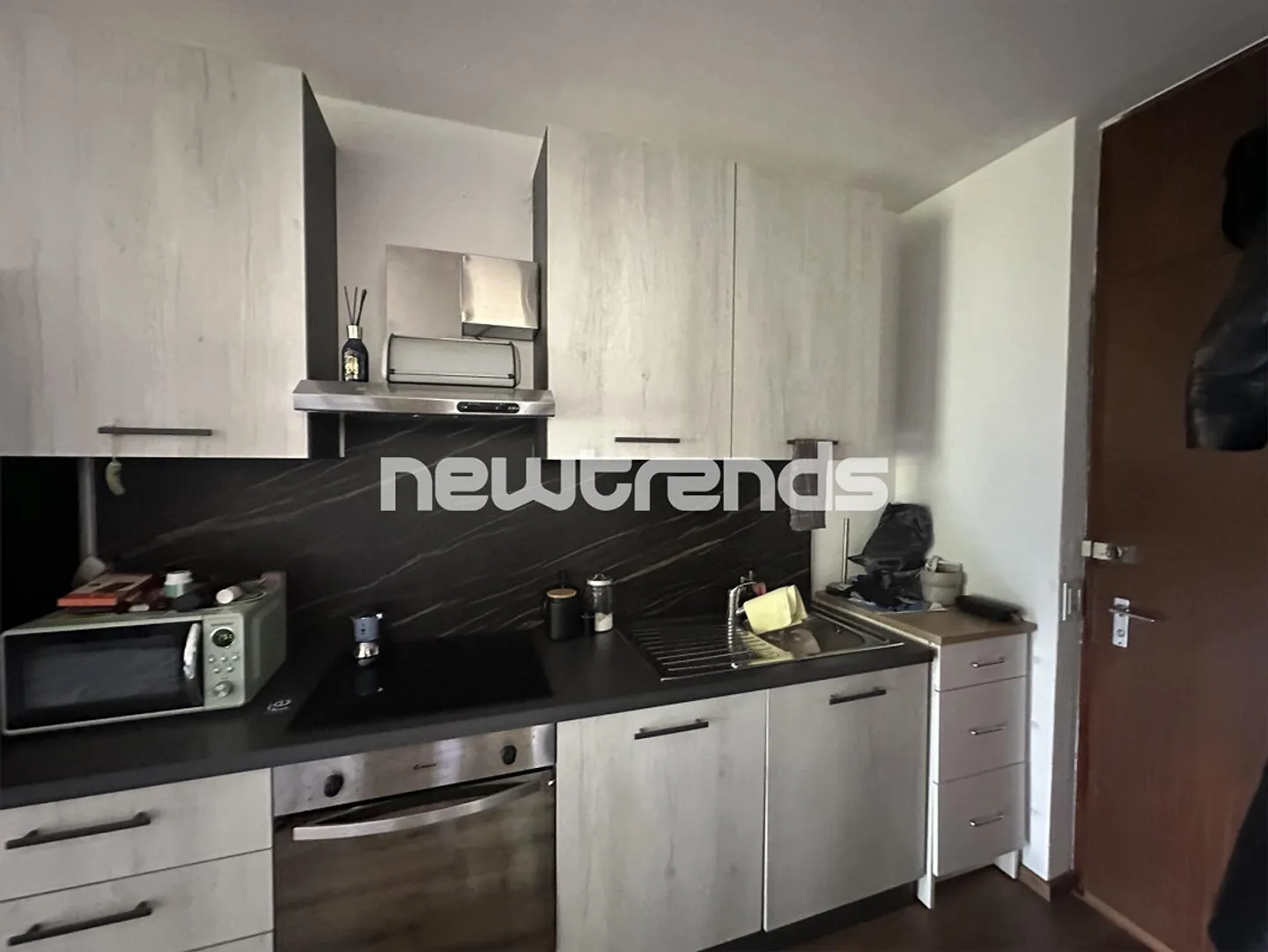 Bell'appartamento con recente ristrutturazione in una zona tranquilla - Foto 4 di 9