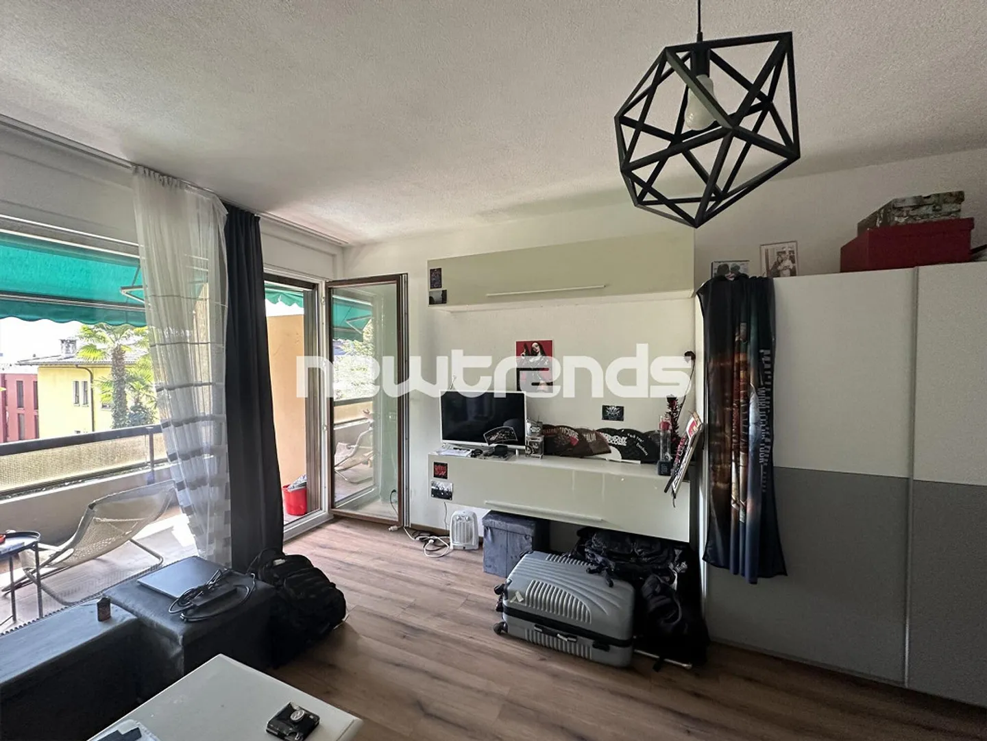 Bell'appartamento con recente ristrutturazione in una zona tranquilla - Foto 5 di 9