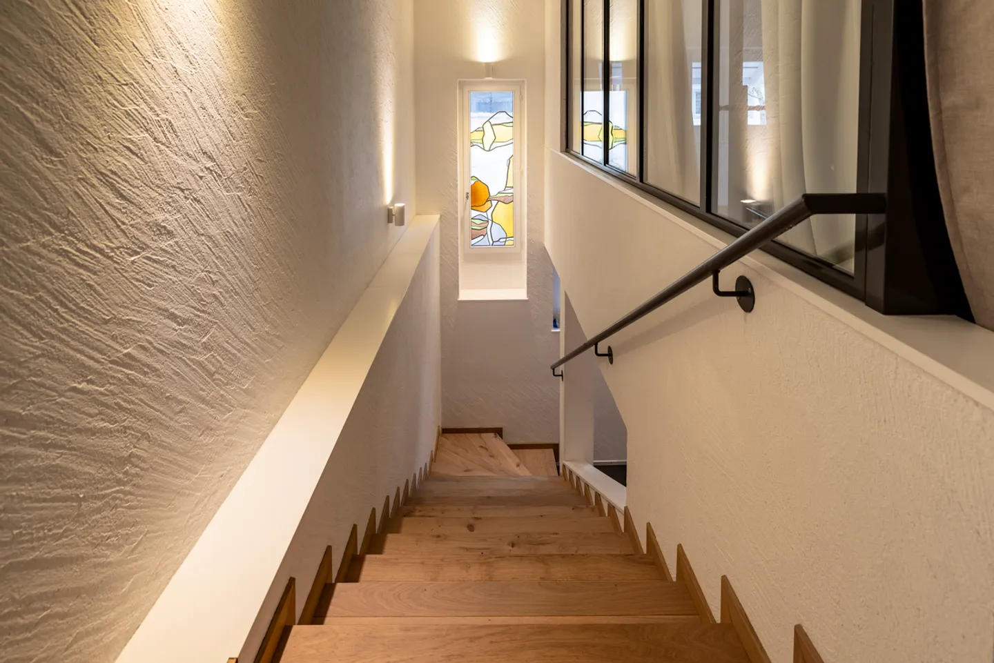 Élégant triplex avec vue château - Photo 2 sur 7