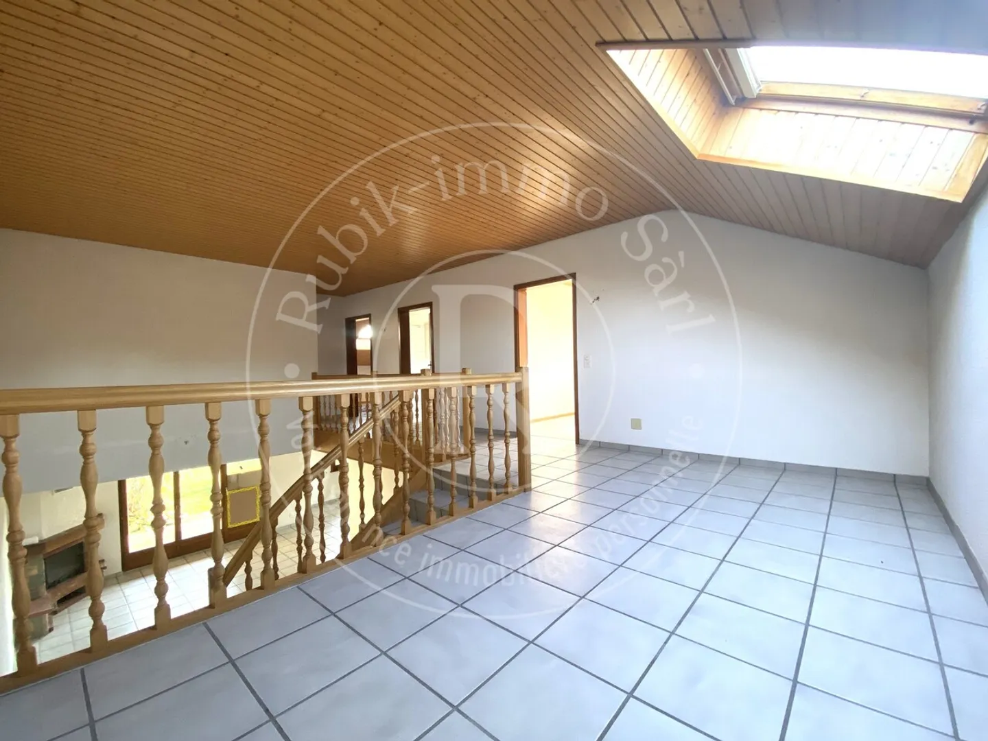 Pretty house close to the train station - Photo 9 of 13