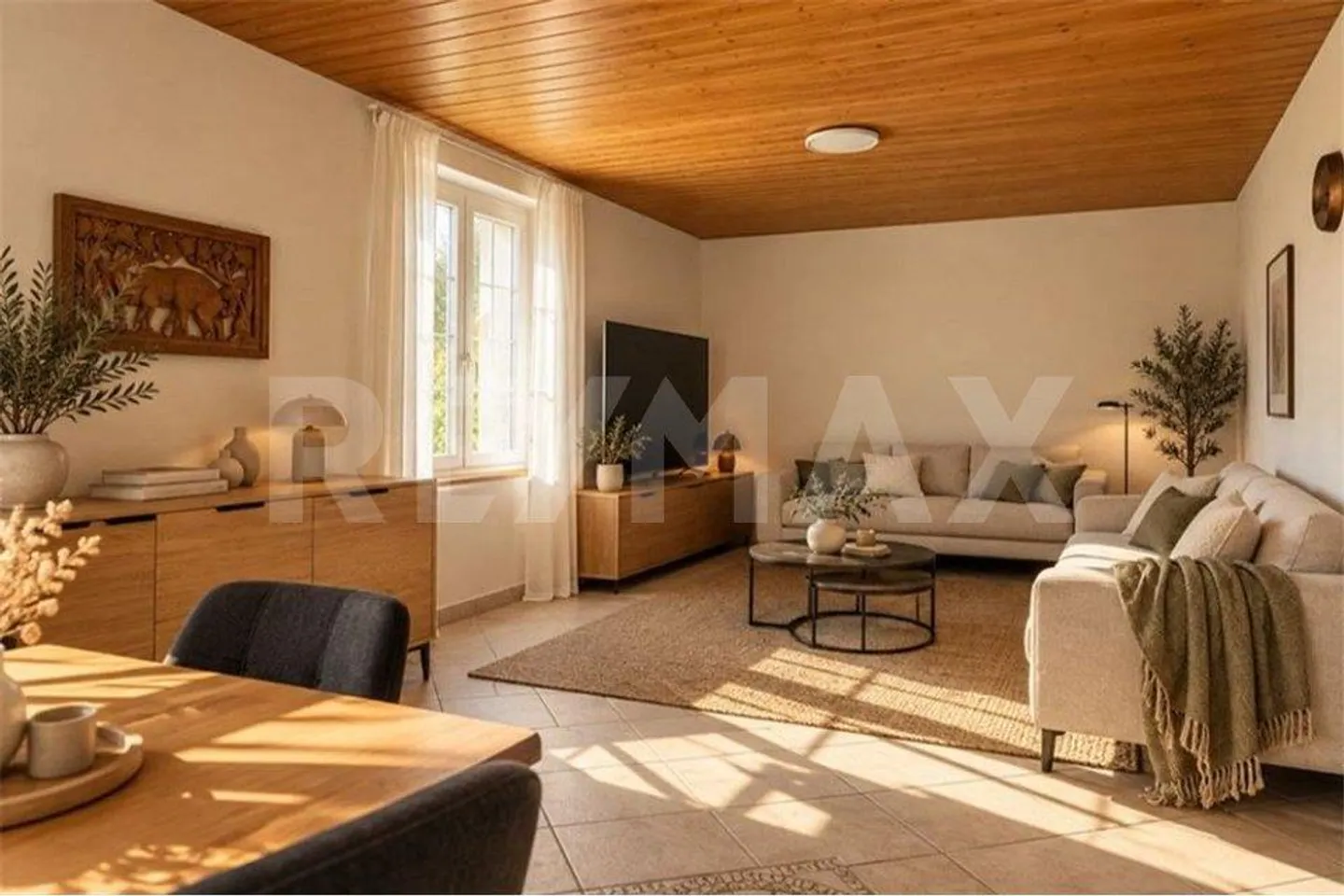 RARE OPPORTUNITY – A unique property in the heart of Fribourg - Photo 2 of 5