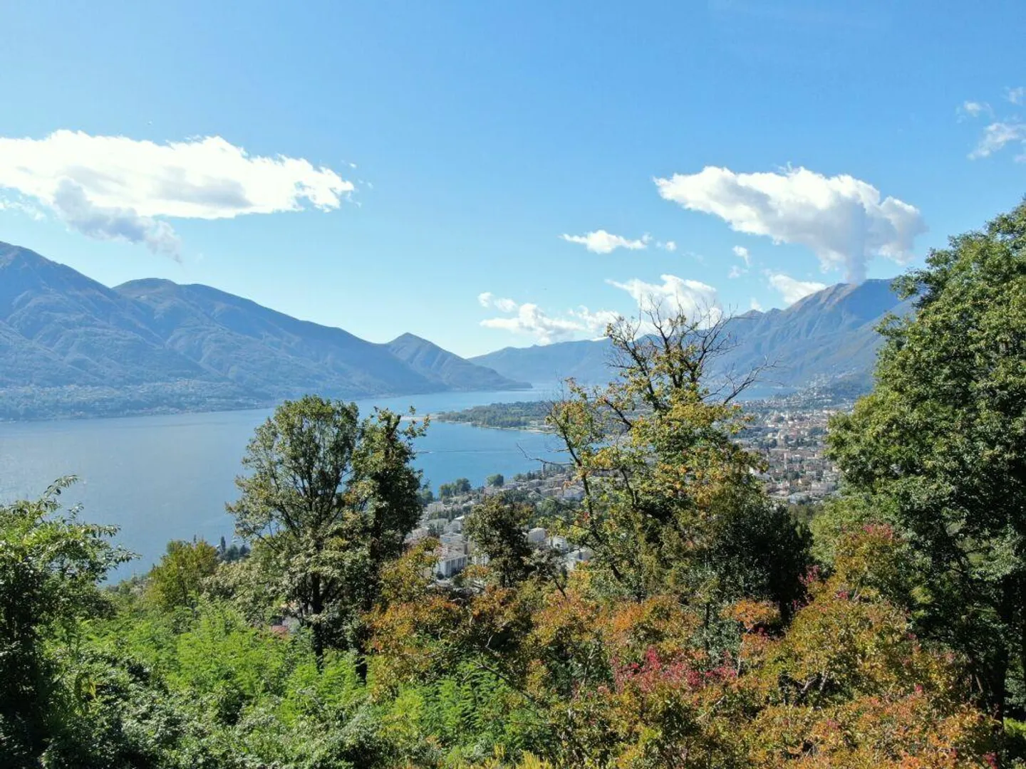 Lussuoso 3.5 locali: modernità ed eccellenza con vista lago - Foto 17 di 21