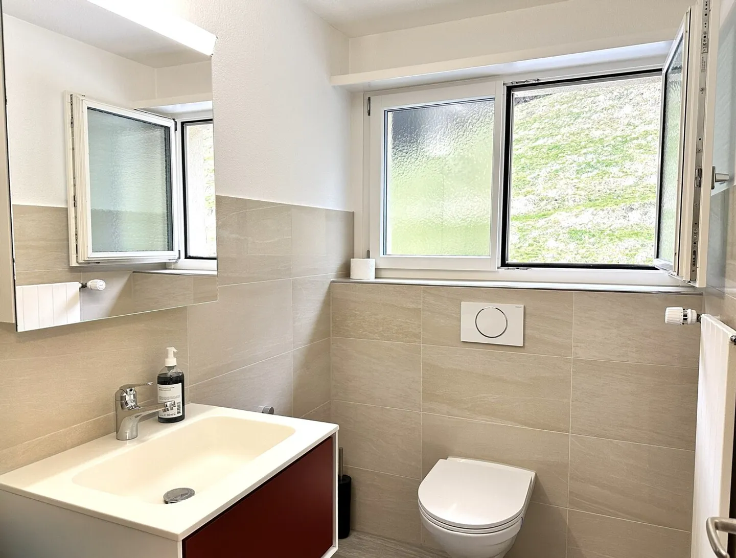 Casa unifamiliare indipendente con possibilità di utilizzo versatile - Foto 4 di 11