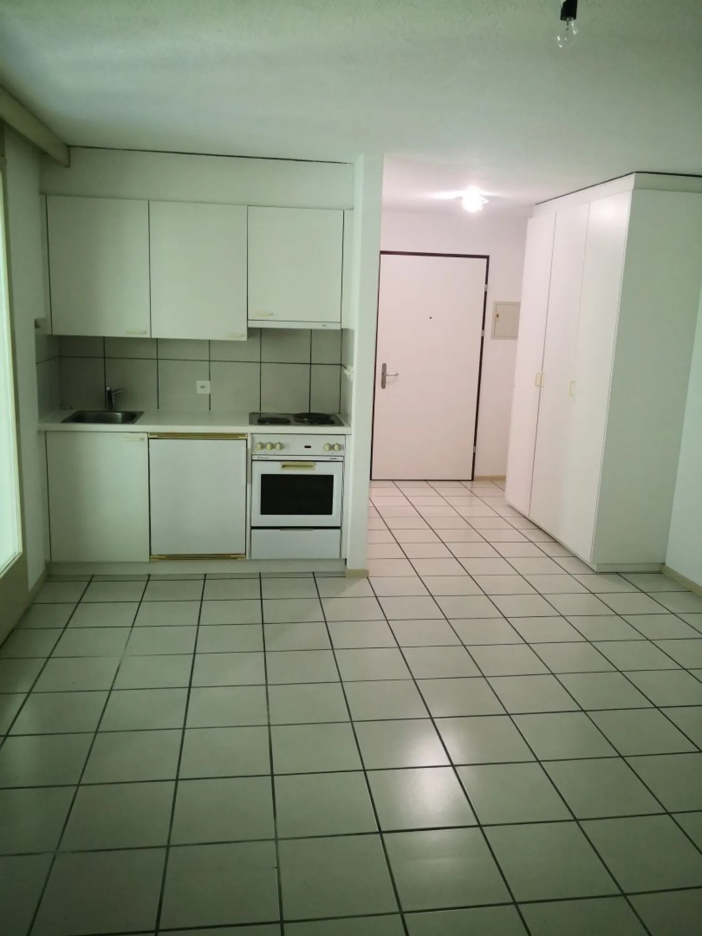 Affittasi a Pregassona monolocale in zona tranquilla - Foto 2 di 6