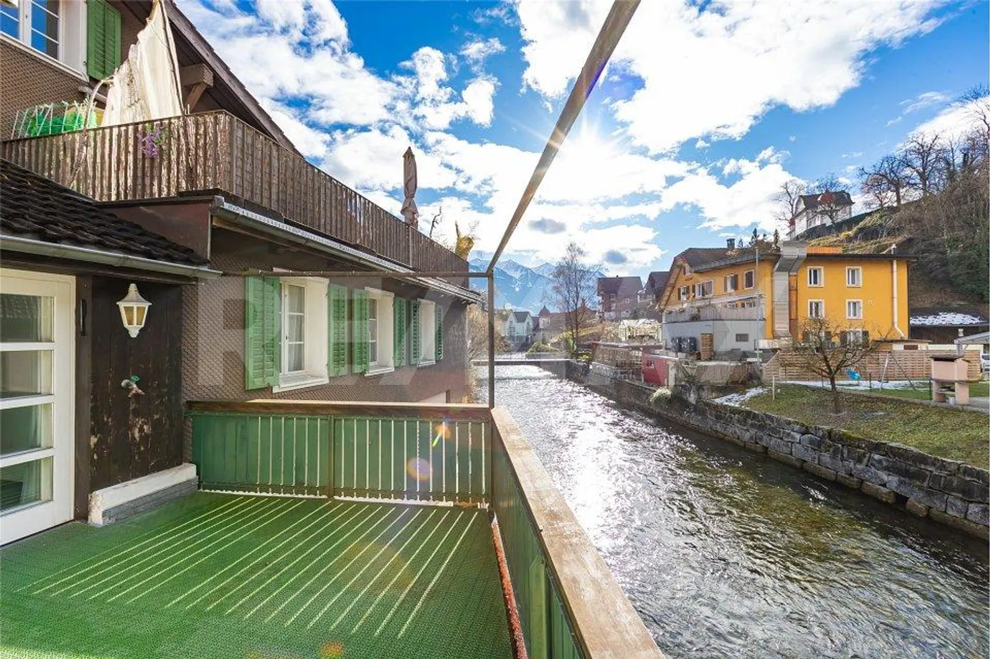 Casa storica direttamente sulla Sarner-Aa (metà casa) con spazio di stoccaggio... - Foto 1 di 13