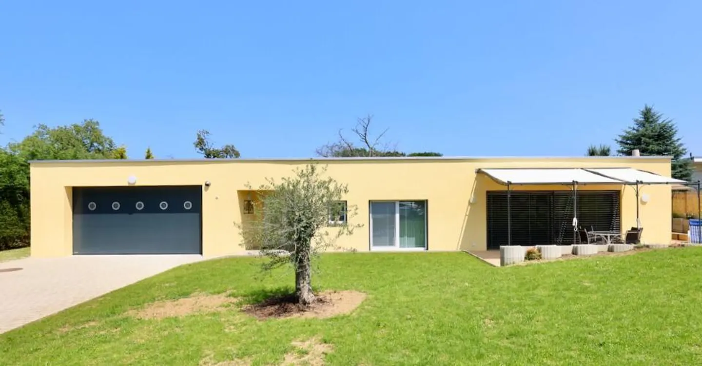 Wunderschöne Einfamilienvilla - Foto 1 von 13