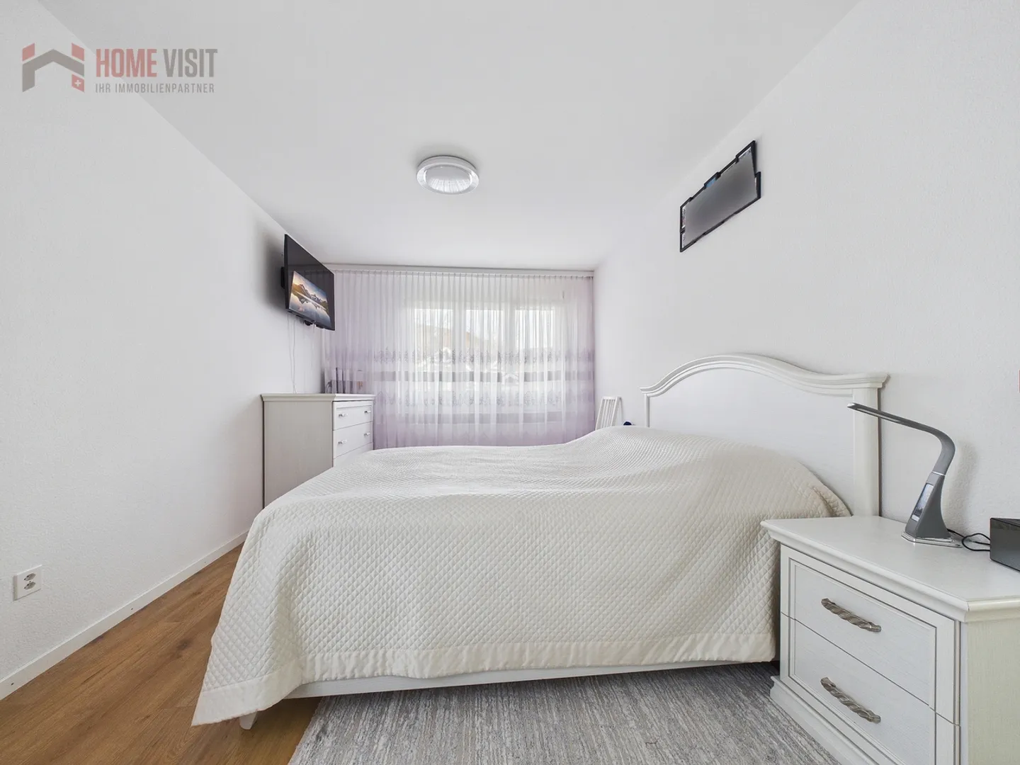 Appartamento 4.5 stanze con balcone e stanza hobby in posizione tranquilla - Foto 9 di 18