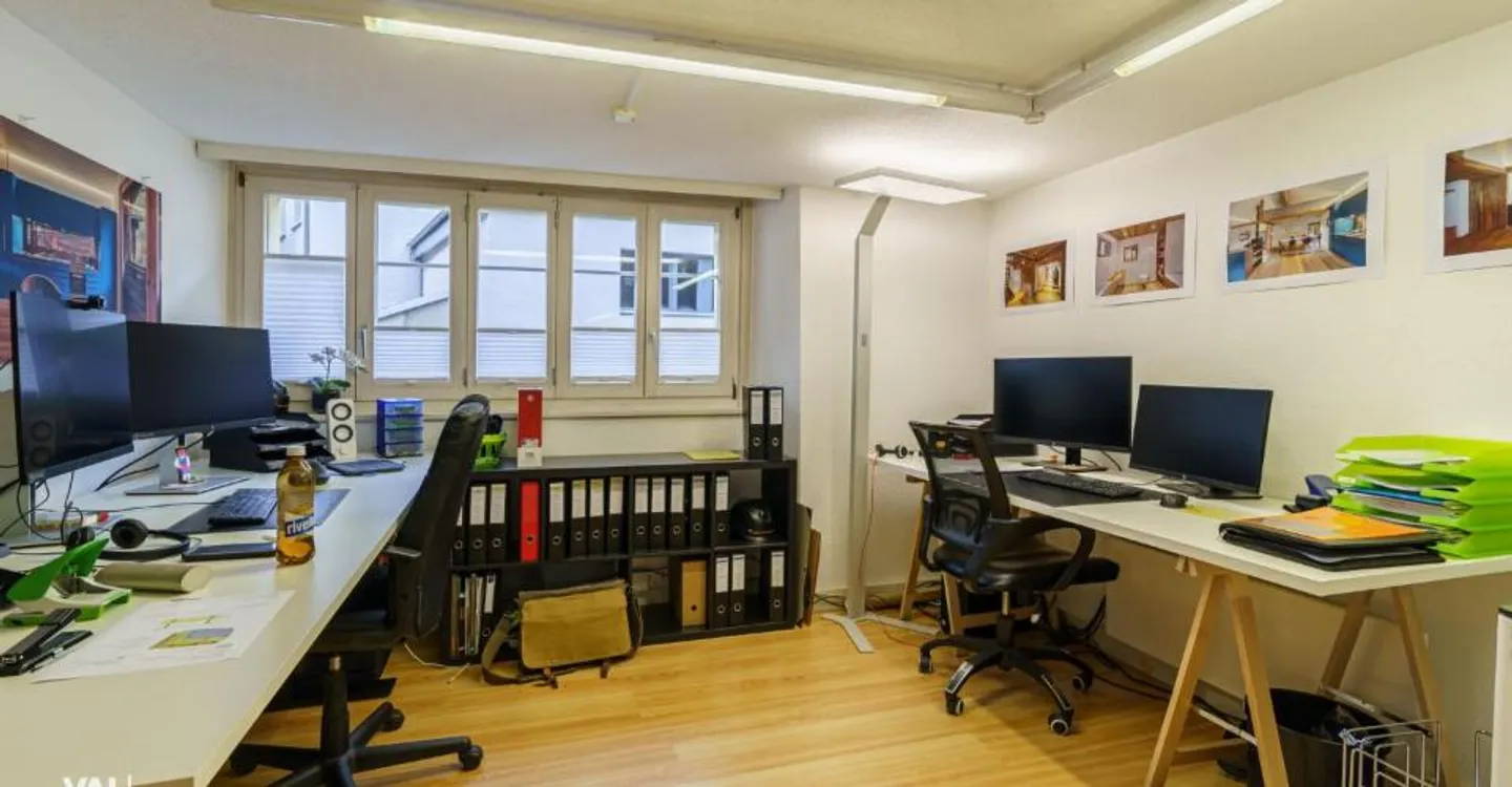 Renovated MFH with many usage possibilities and historic flair - Photo 6 of 12