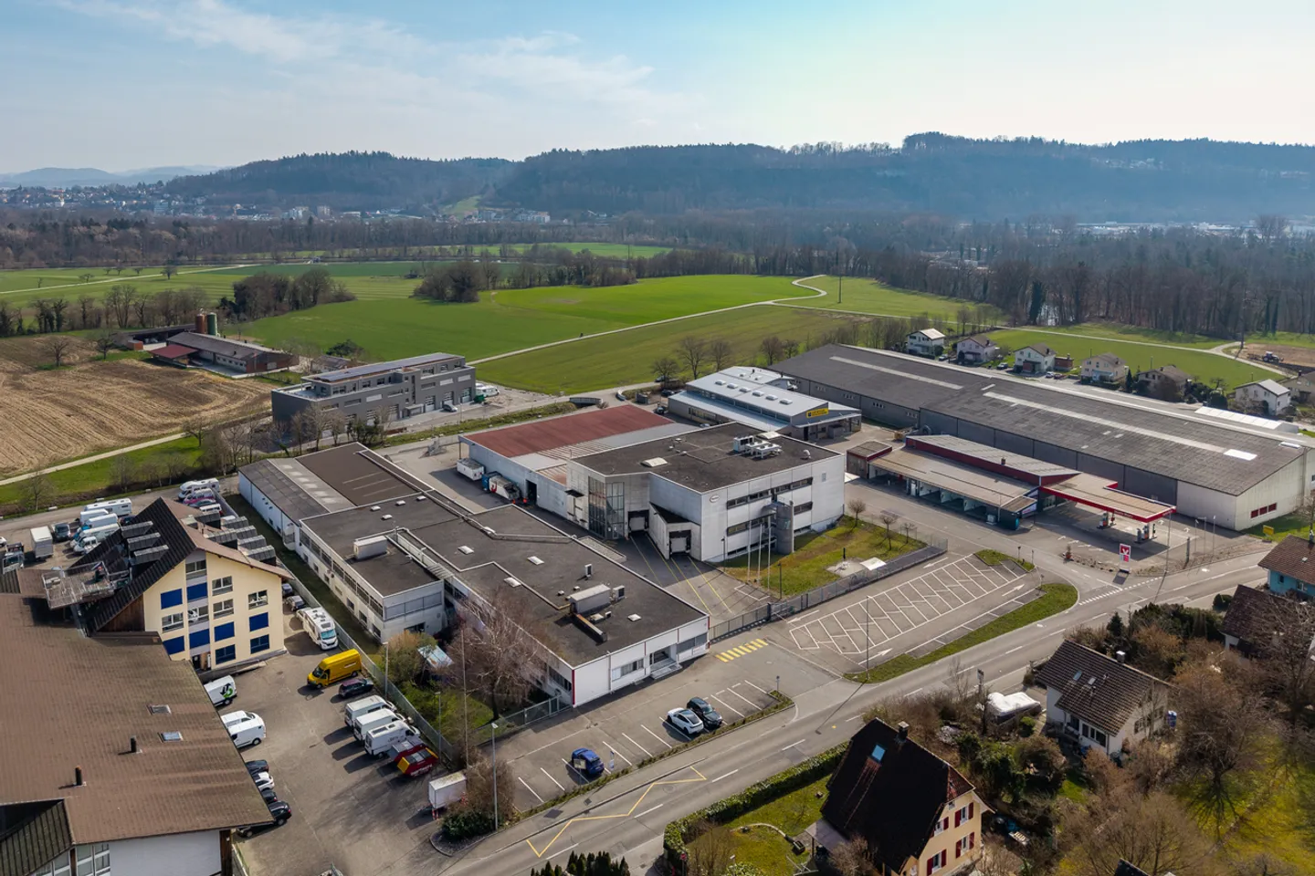 Grosses Industriegrundstück - Ideal für Selbstnutzer - Foto 1 di 12