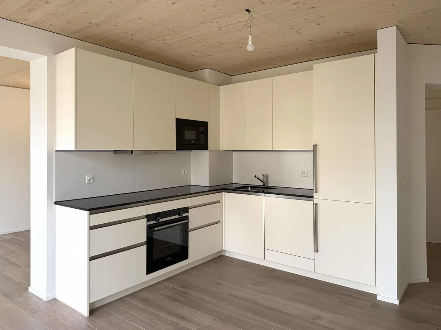 Nuovo appartamento con grande terrazza - Foto 3 di 6