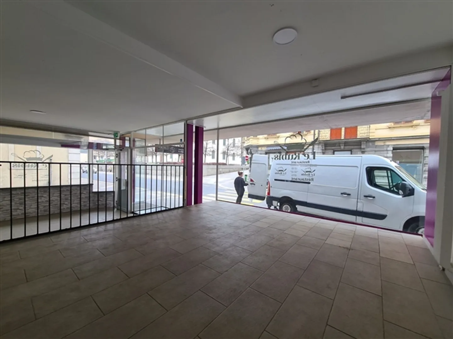 Restaurant et espaces commerciaux à louer - Photo 1 sur 12