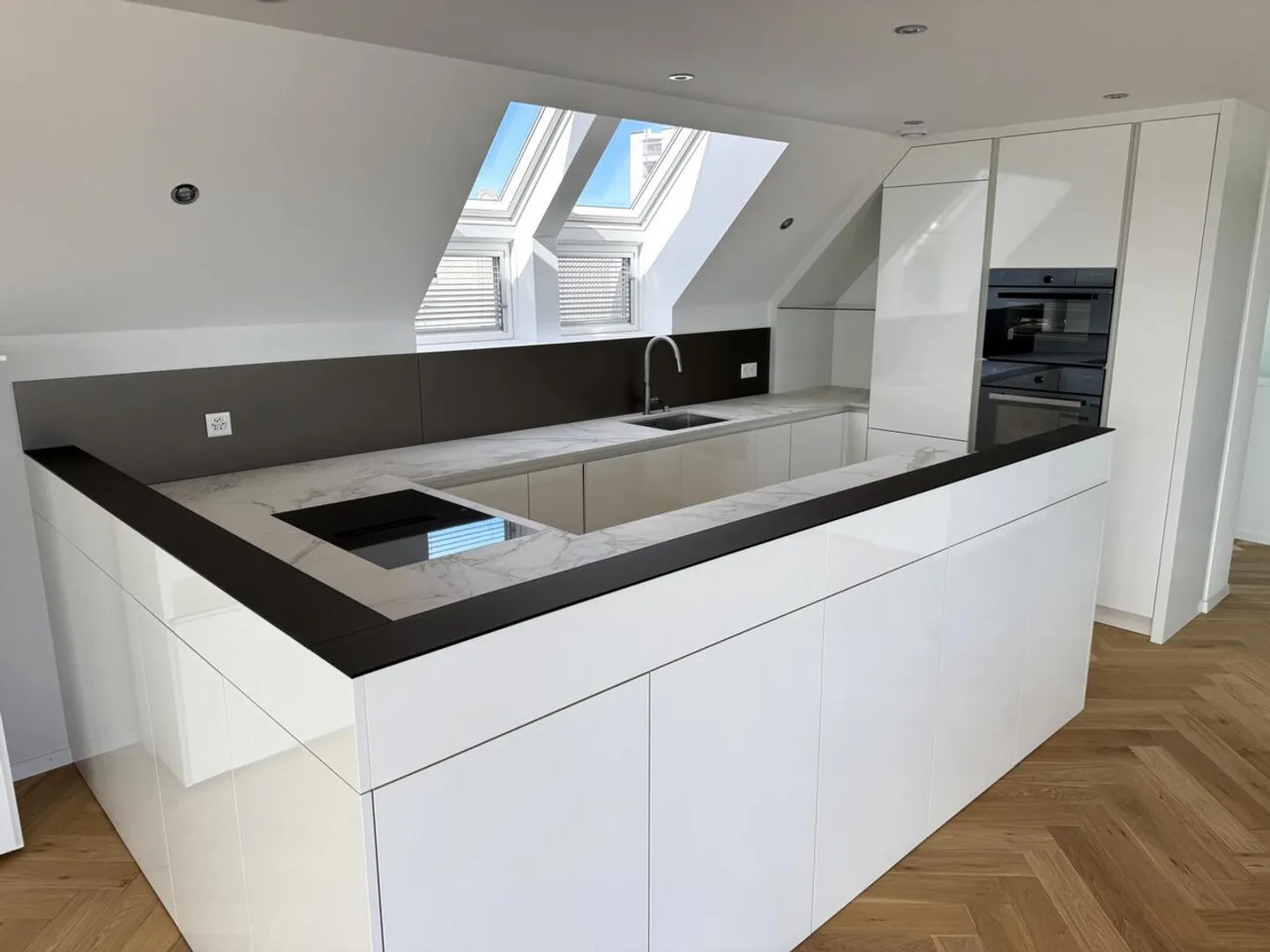 Splendido appartamento duplex di 5,5 locali in mansarda, grande terrazza - Foto 6 di 12