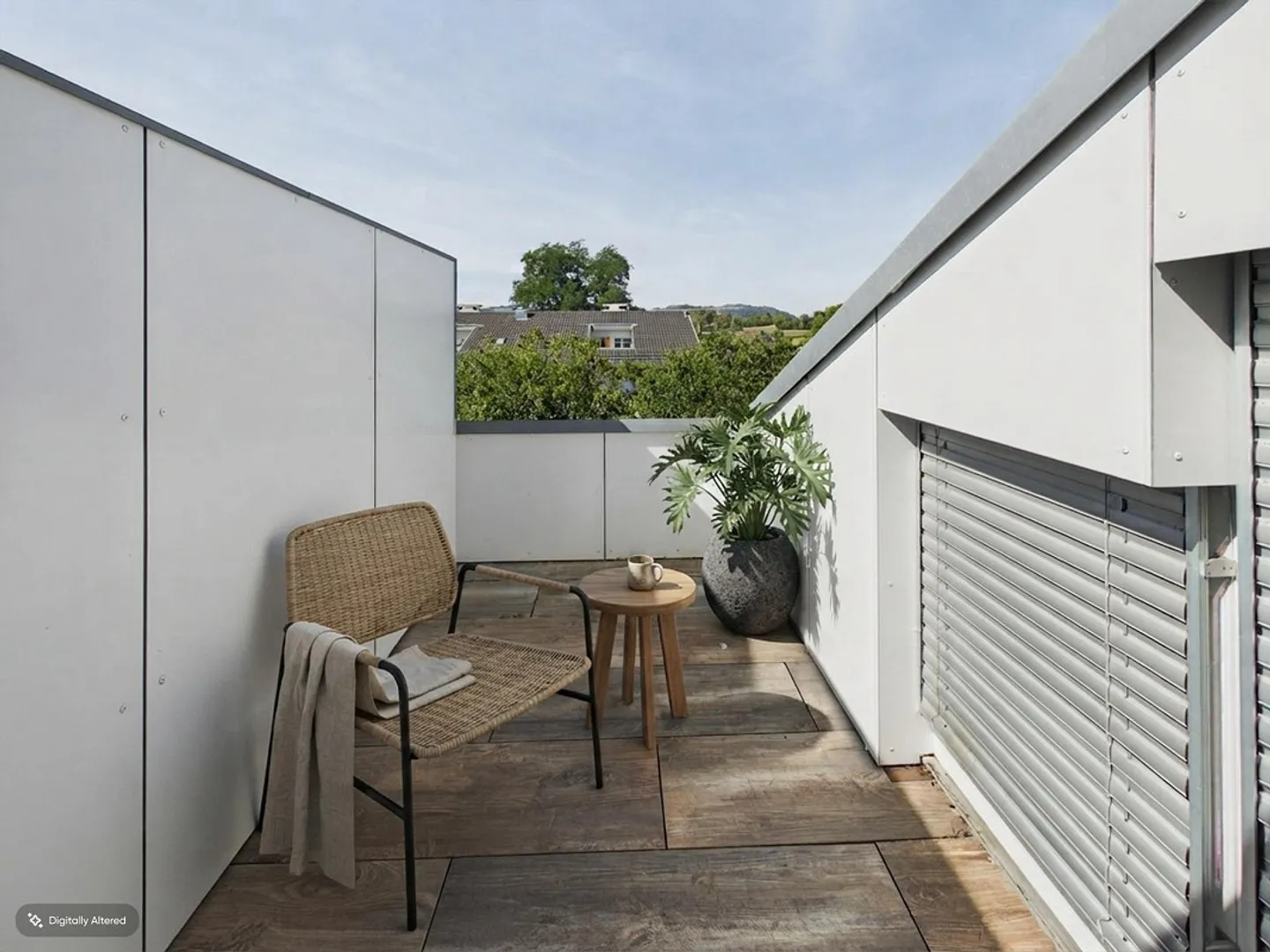 Maisonette Dream on Two Levels: Renovated with Underfloor Heating, Balconies and Parking Space - Photo 10 of 12