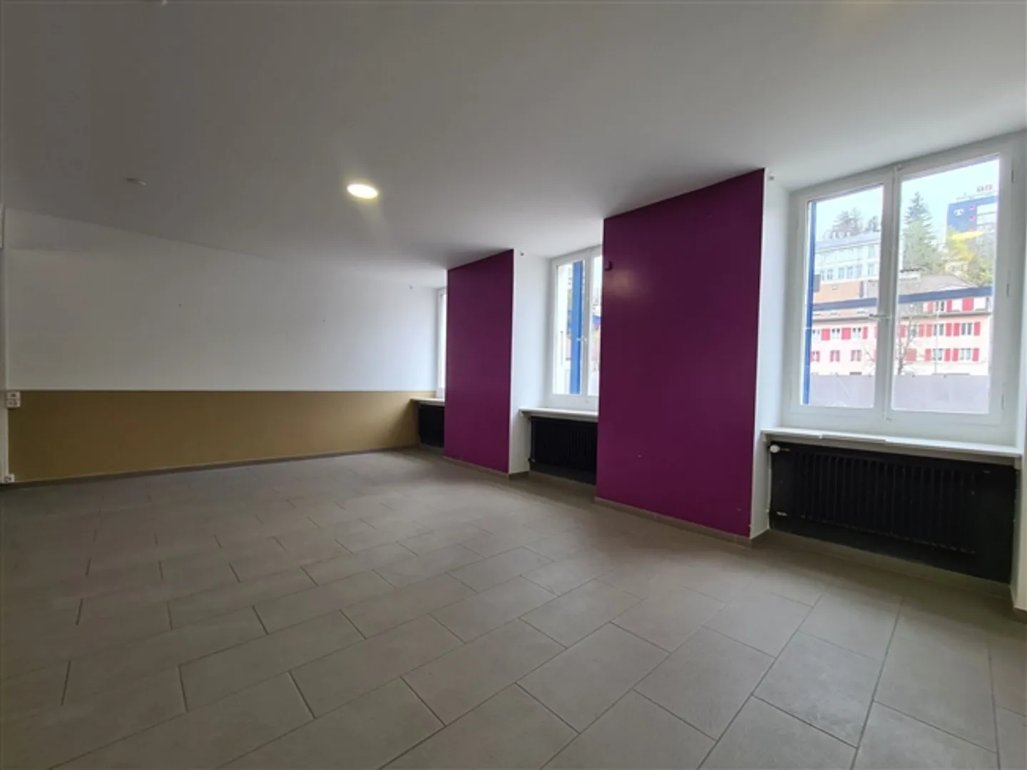 Restaurant et espaces commerciaux à louer - Photo 10 sur 12