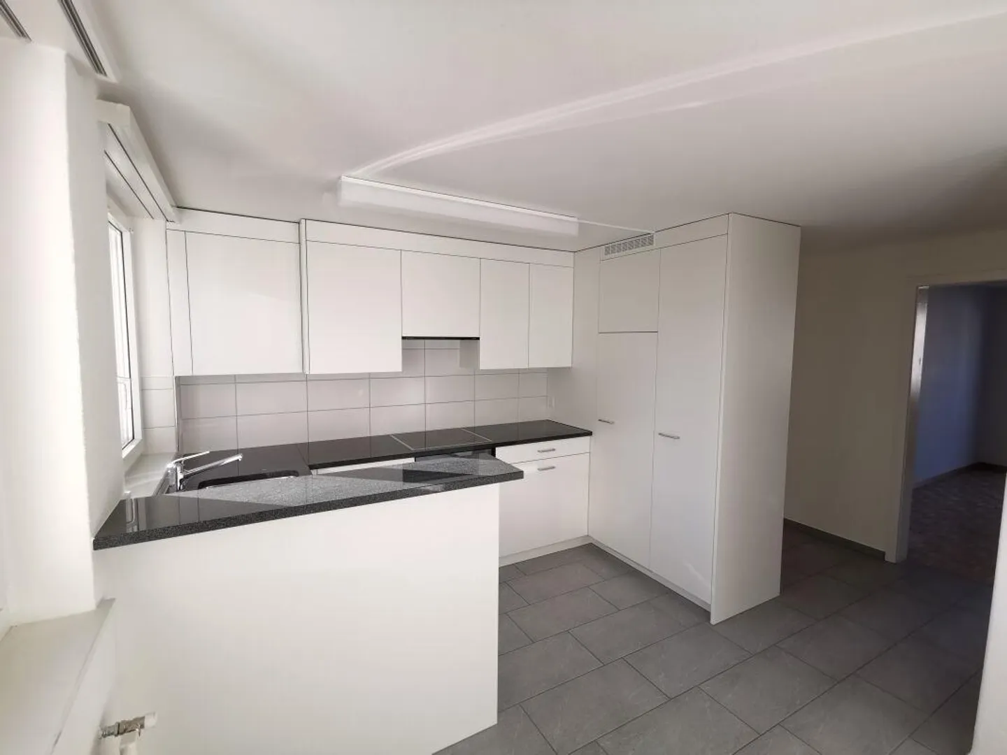 Apartment in a sunny location - Photo 4 of 6