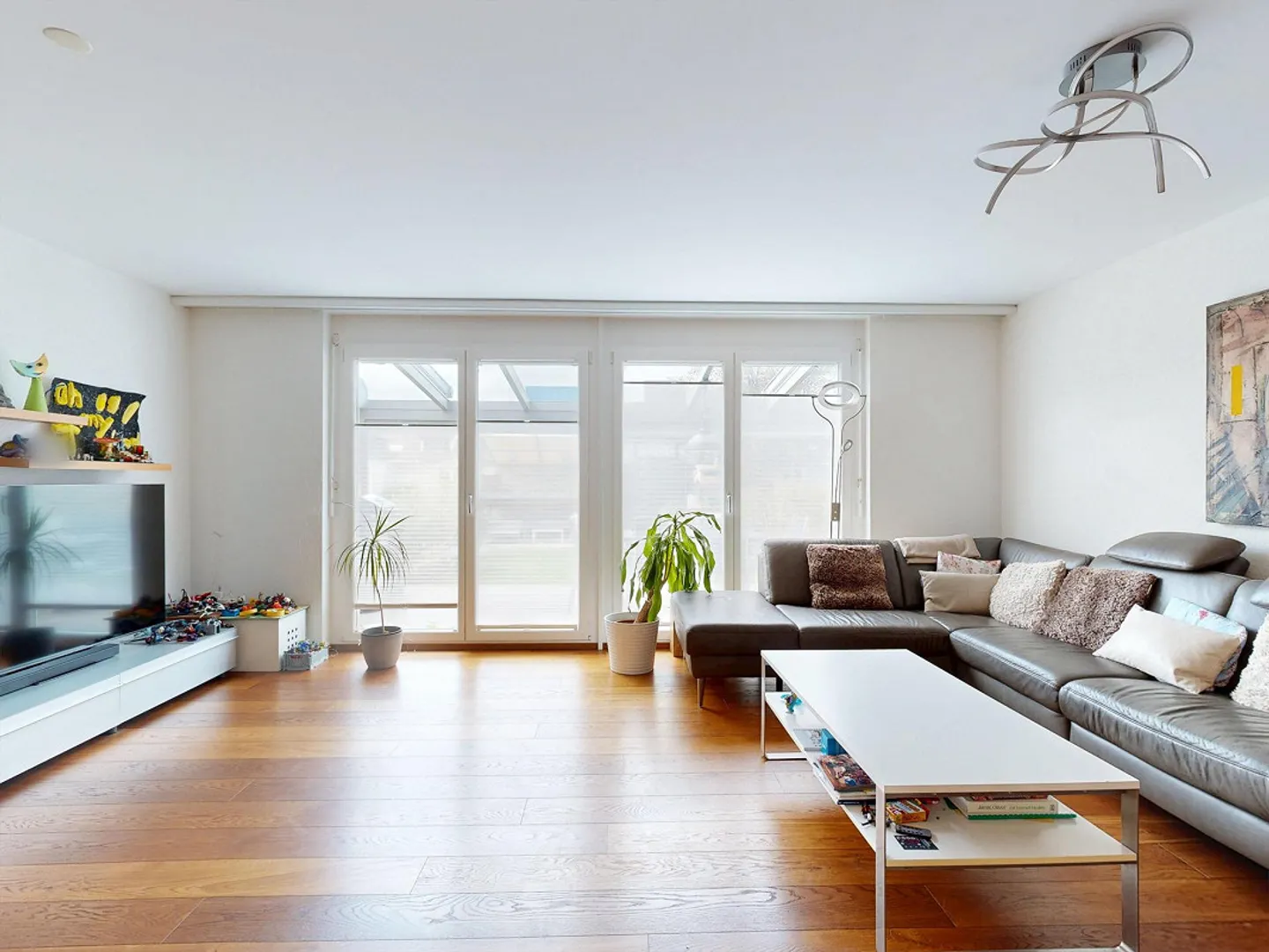 Une maison avec de l'espace pour toute la famille - Photo 3 sur 18