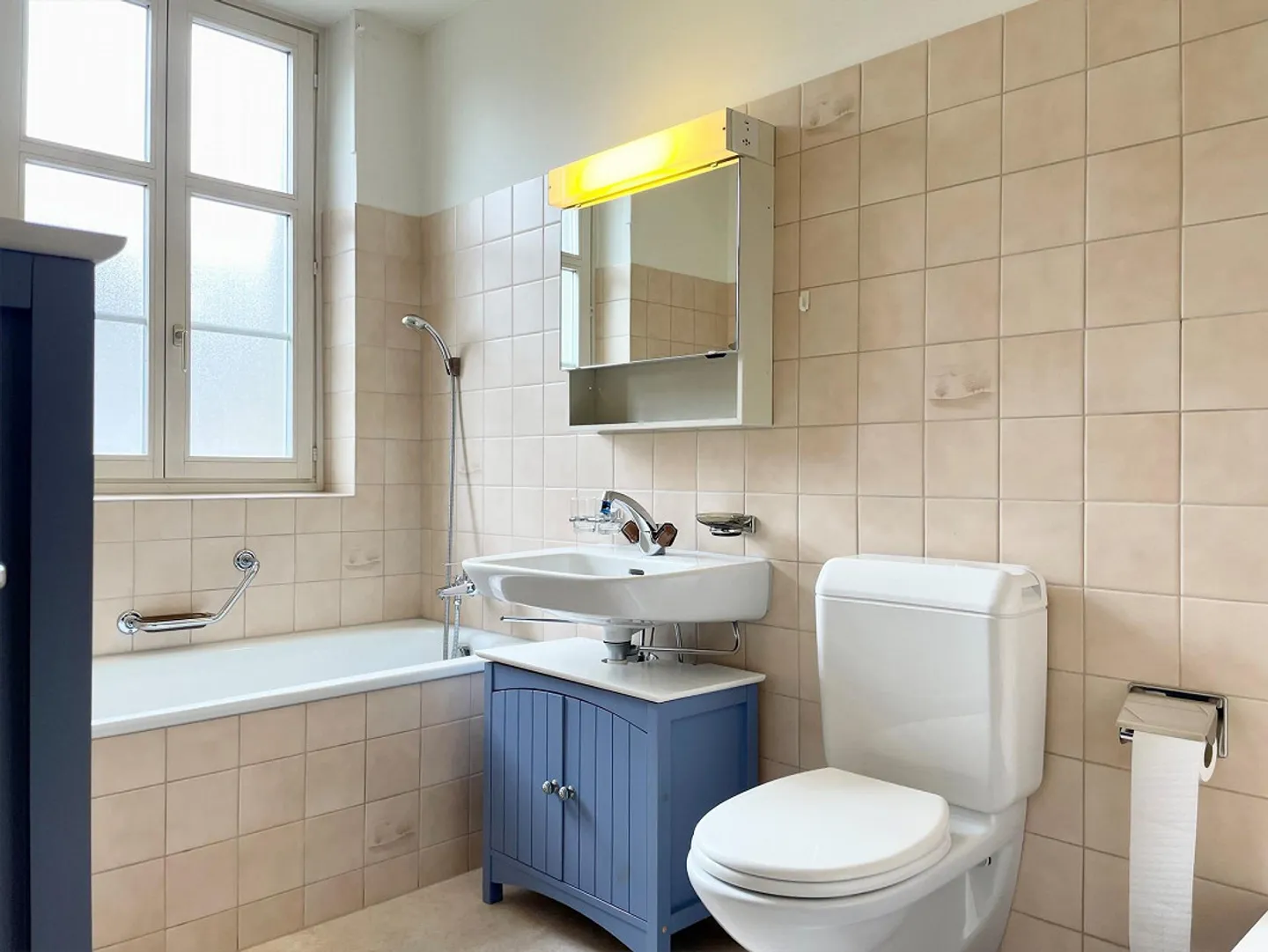 Affascinante appartamento d'epoca nella casa Baumgartner - Foto 6 di 12