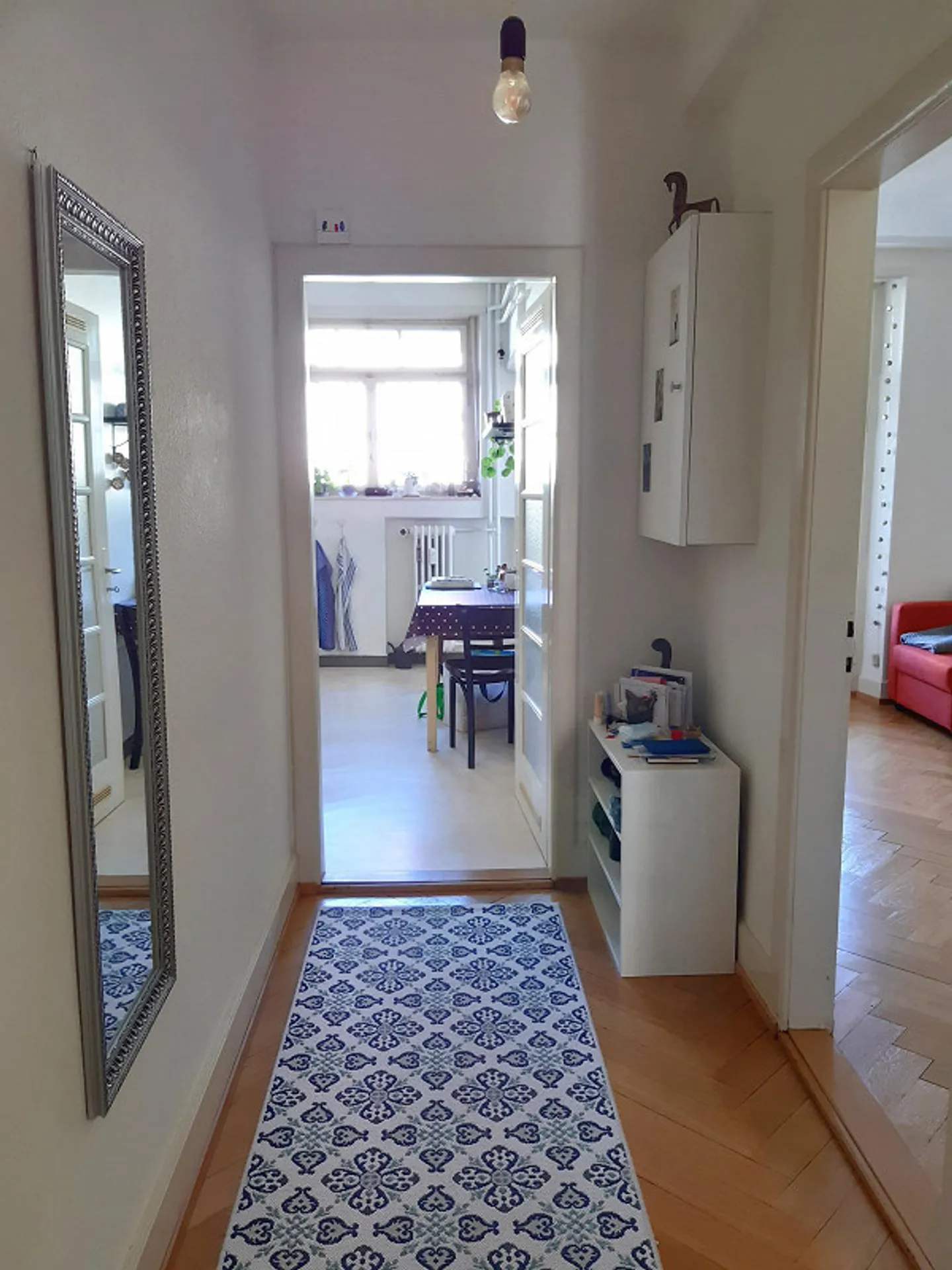 Affascinante appartamento d'epoca nella casa Baumgartner - Foto 9 di 12