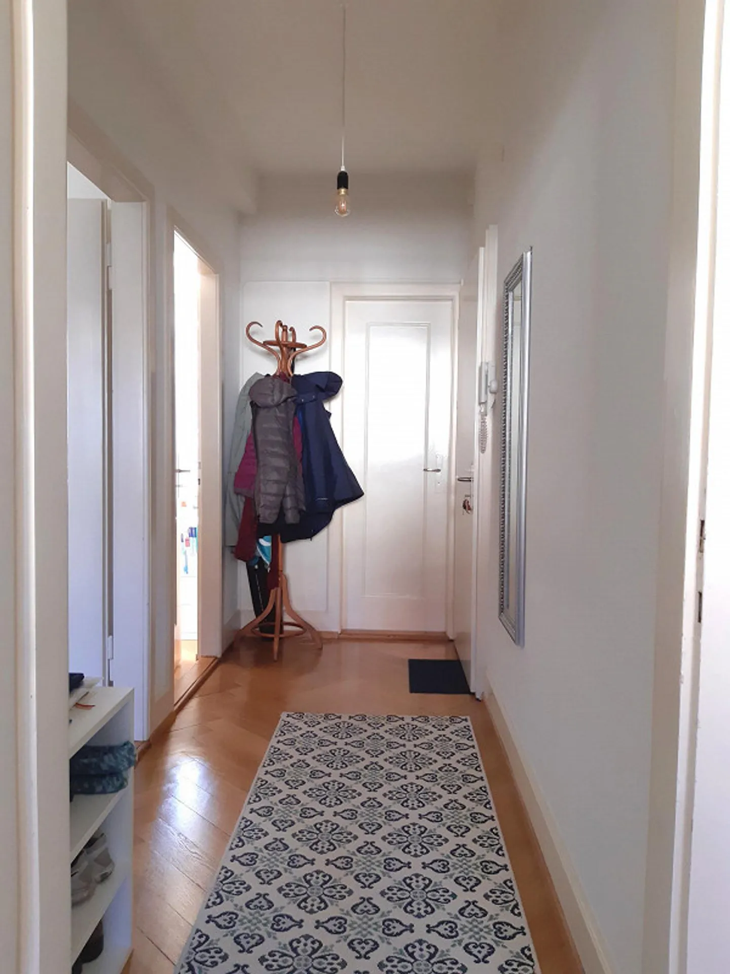 Affascinante appartamento d'epoca nella casa Baumgartner - Foto 10 di 12