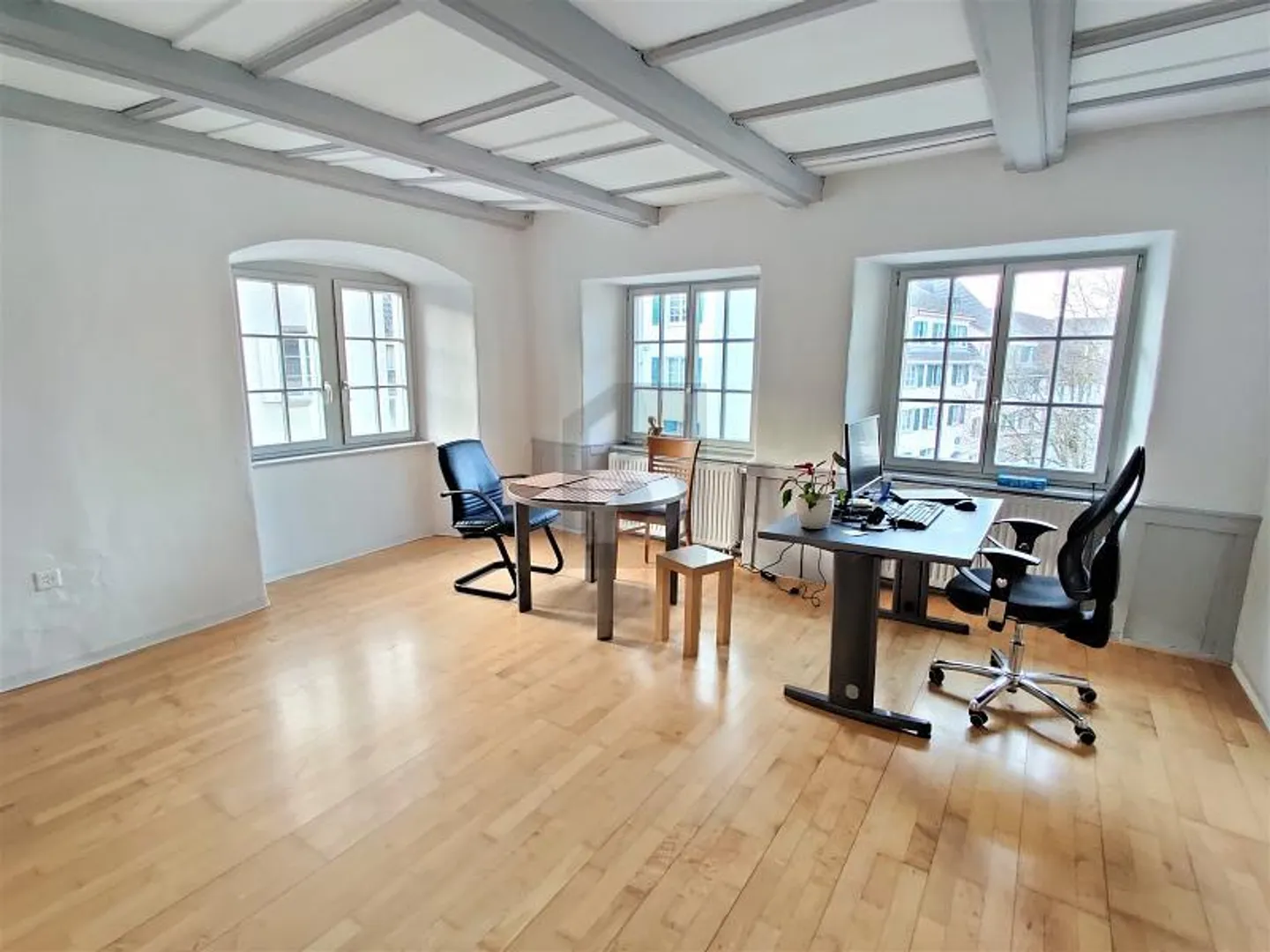 TOP LOCATION: SUNNY AND CENTRAL - Photo 1 of 6