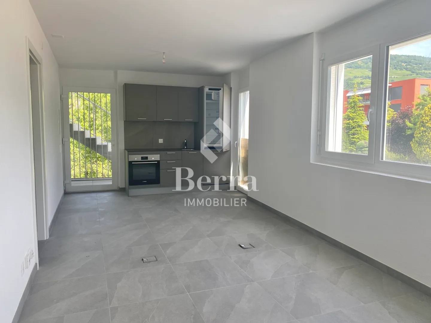 Studio à louer - disponible de suite ! - Photo 1 sur 10