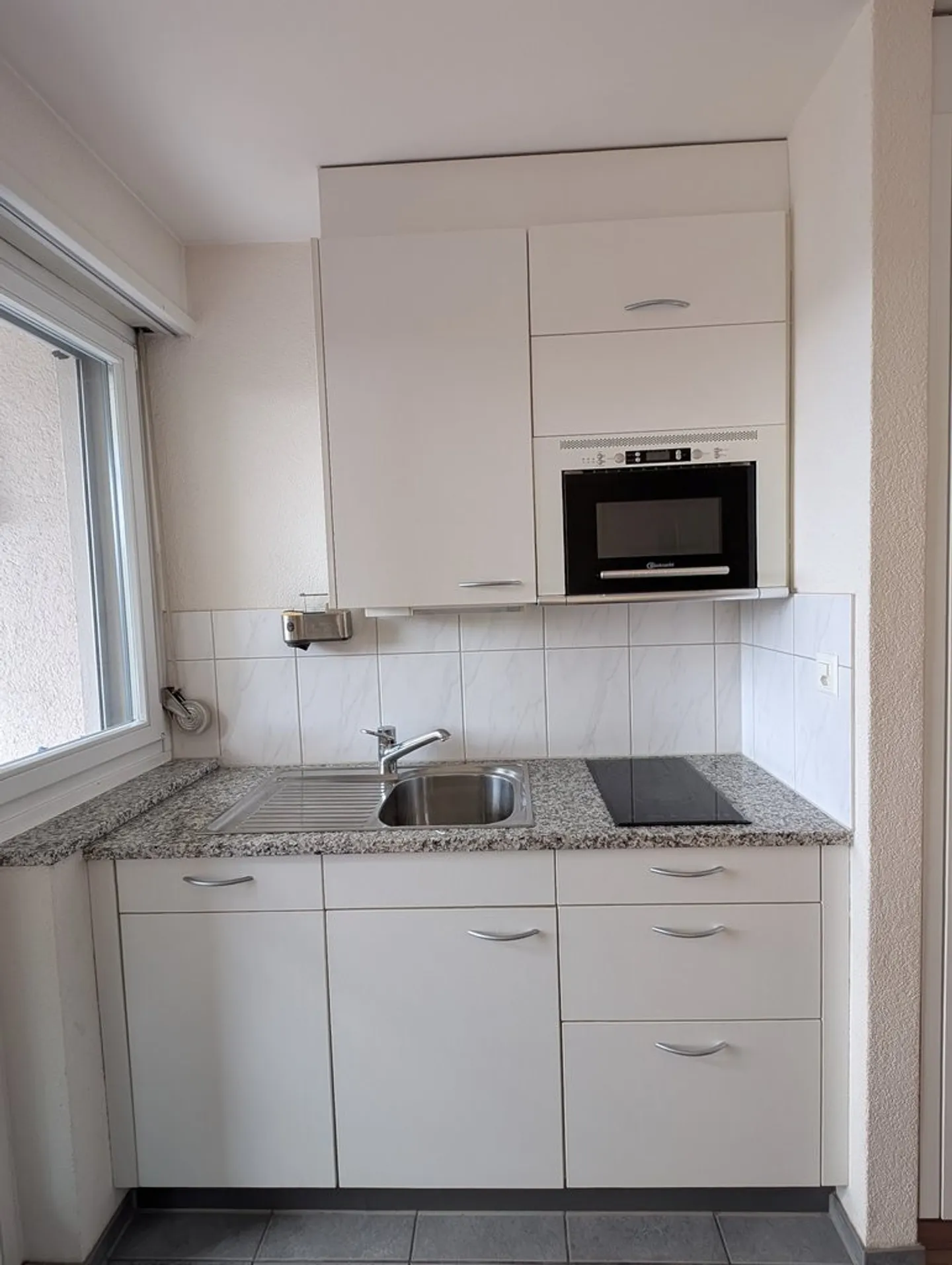 Appartement près de l'Université, ETH, Central et Gare Principale - Photo 2 sur 5