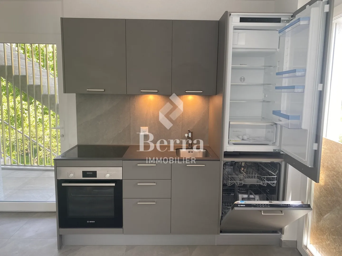 Studio à louer - disponible de suite ! - Photo 2 sur 10