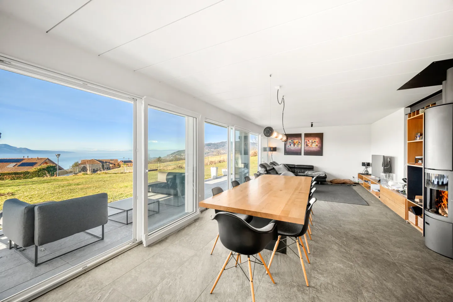 Blonay - Living as a family with a view of the lake and the Alps - Photo 1 of 21