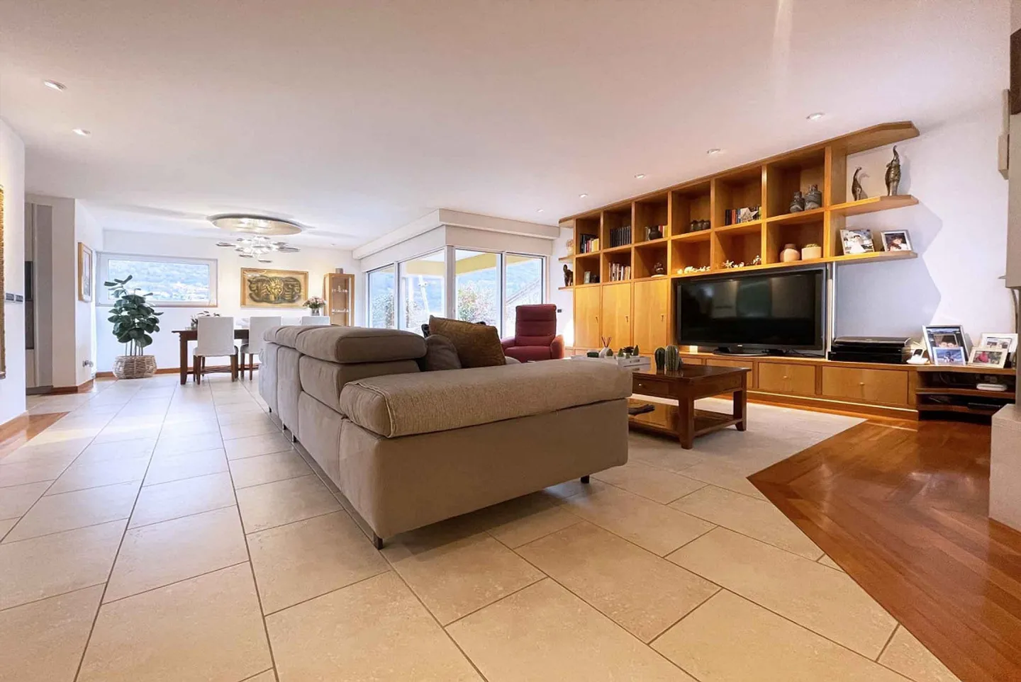 Belle villa de 6 pièces avec des équipements de haute qualité à Capriasca - Photo 2 sur 9