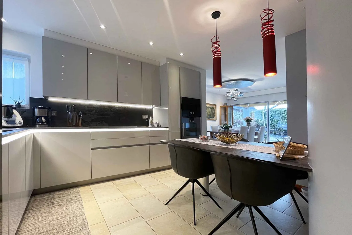 Belle villa de 6 pièces avec des équipements de haute qualité à Capriasca - Photo 4 sur 9