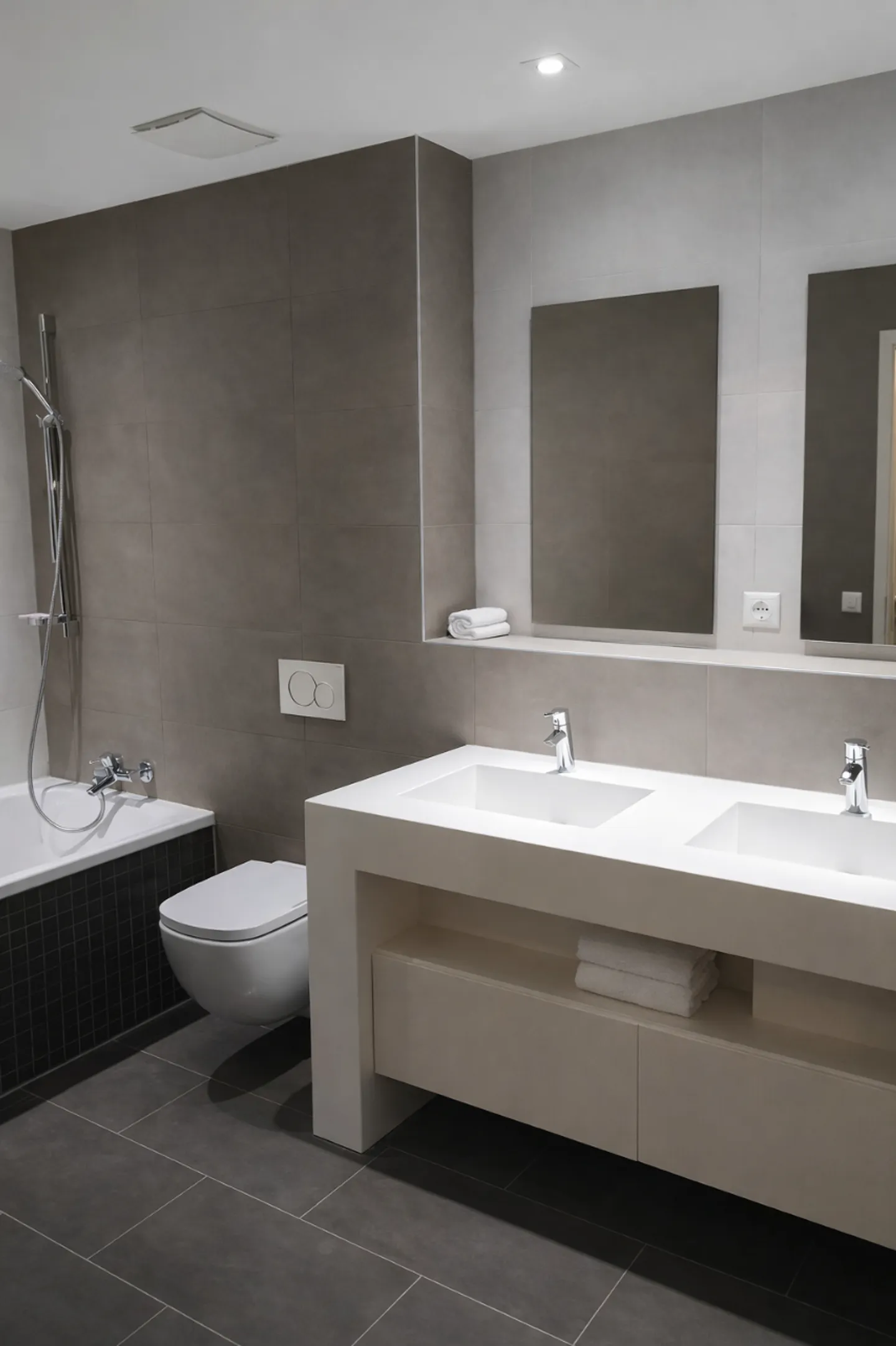 Apartment with 3.5 rooms and 108 m2 - Photo 7 of 7