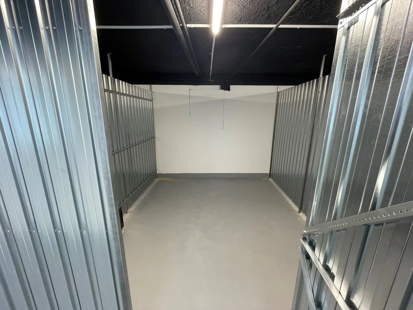 Magazines d'artisanat / stockage de différentes tailles à louer à Hergiswil - Photo 1 sur 6