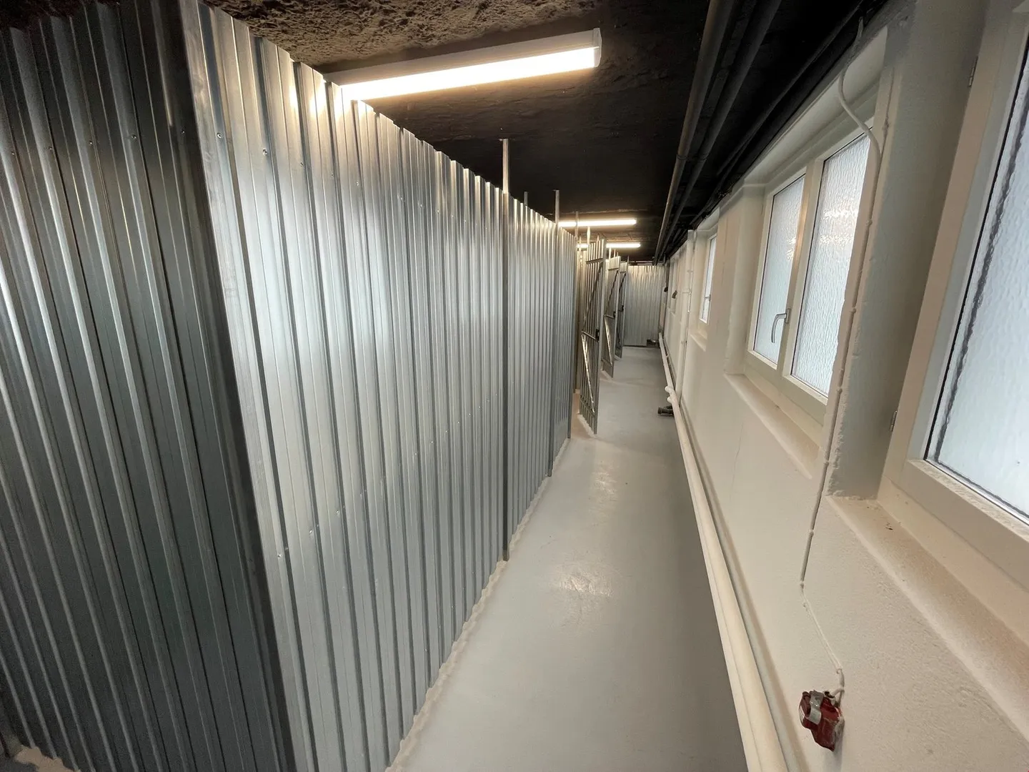 Magazines d'artisanat / stockage de différentes tailles à louer à Hergiswil - Photo 3 sur 6