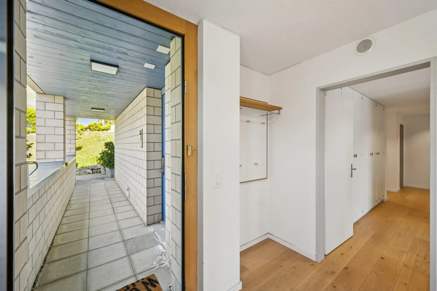 Sunny Terrace Apartment with Panoramic View - Photo 18 of 21