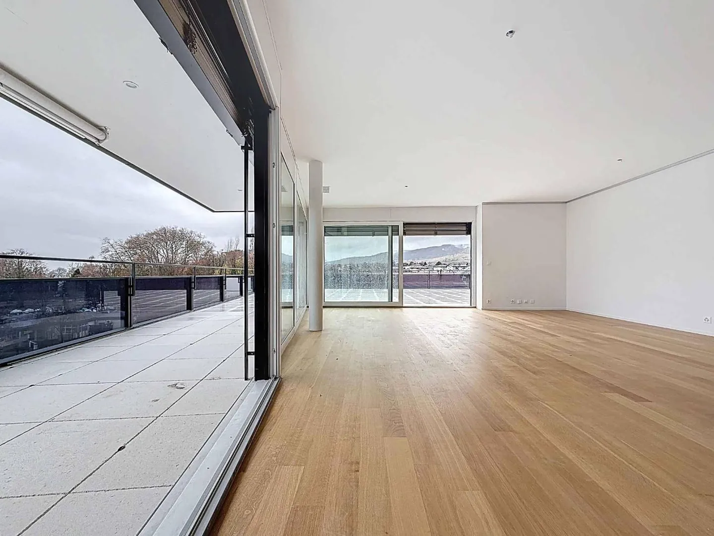 Nuova promozione: appartamento di 5,5 locali con balcone coperto e terrazza - Foto 4 di 13