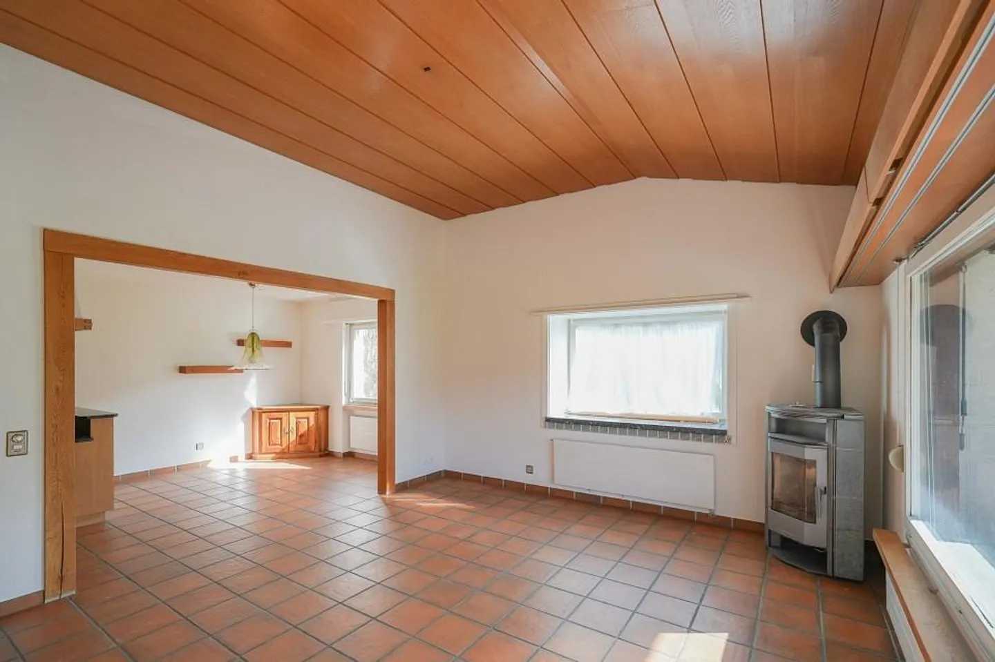 Charmantes Freistehendes Einfamilienhaus - Foto 5 von 13
