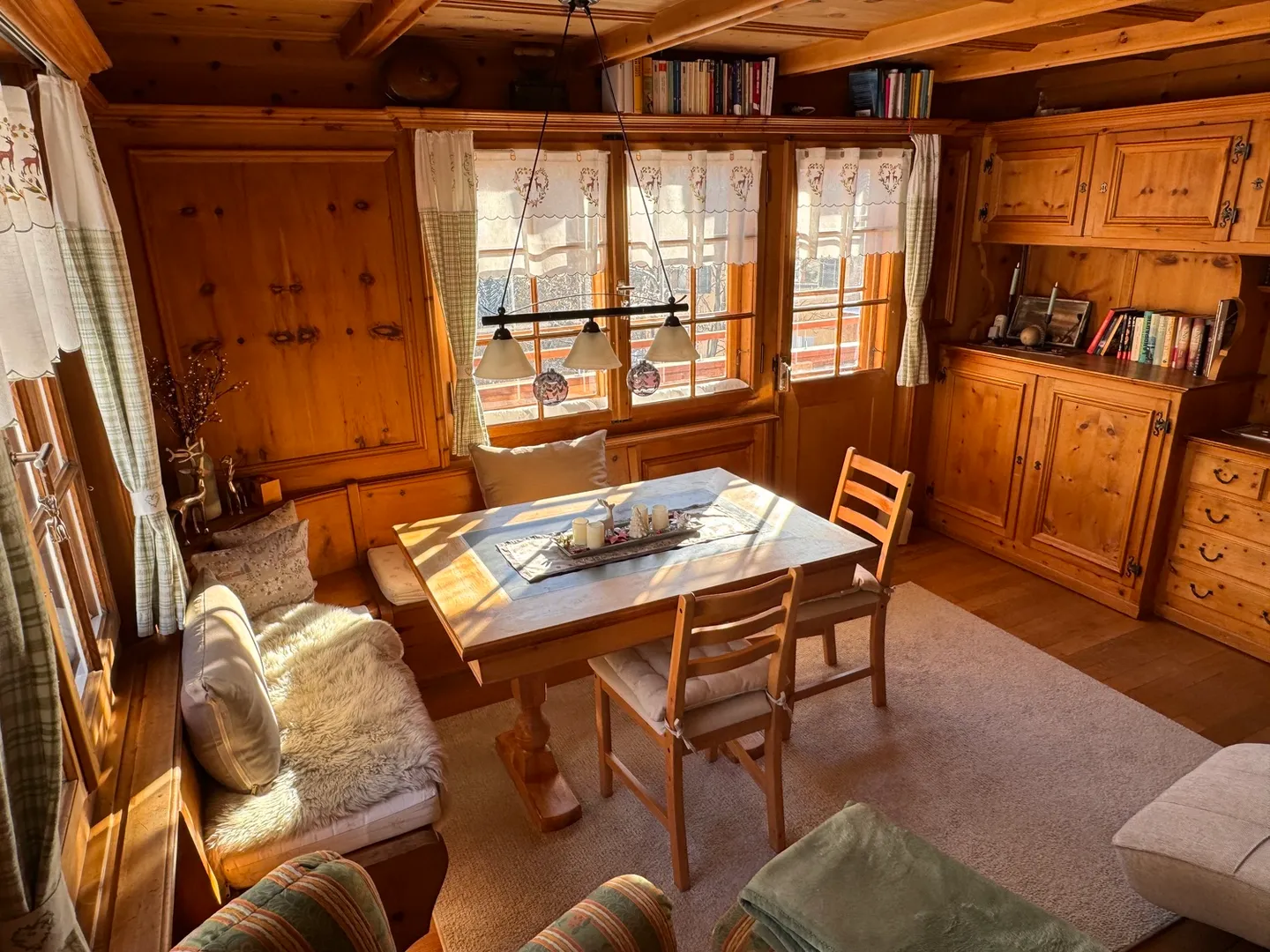 Chalet Charmant avec Spa Privé - Photo 3 sur 10