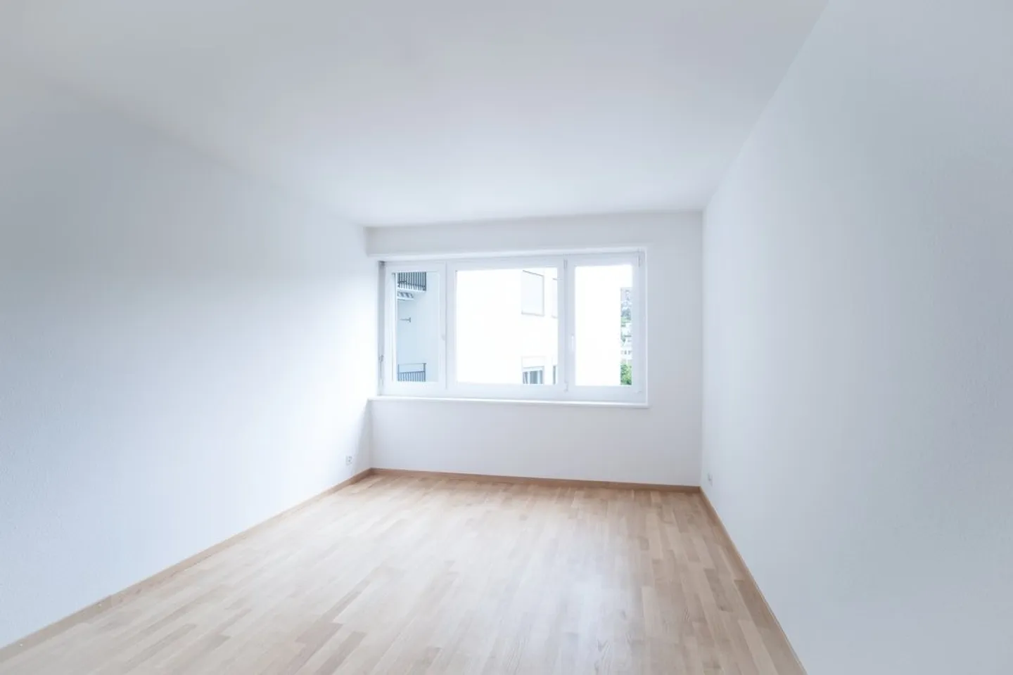 Appartamento in città in posizione privilegiata - Foto 4 di 8