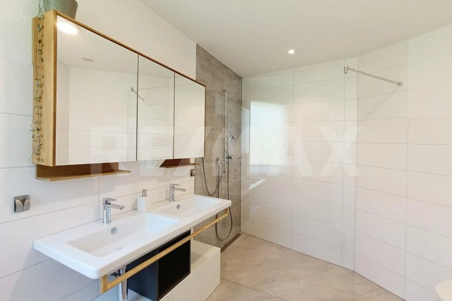 Appartement de jardin élégant près de la vieille ville de Lenzburg - Photo 10 sur 13