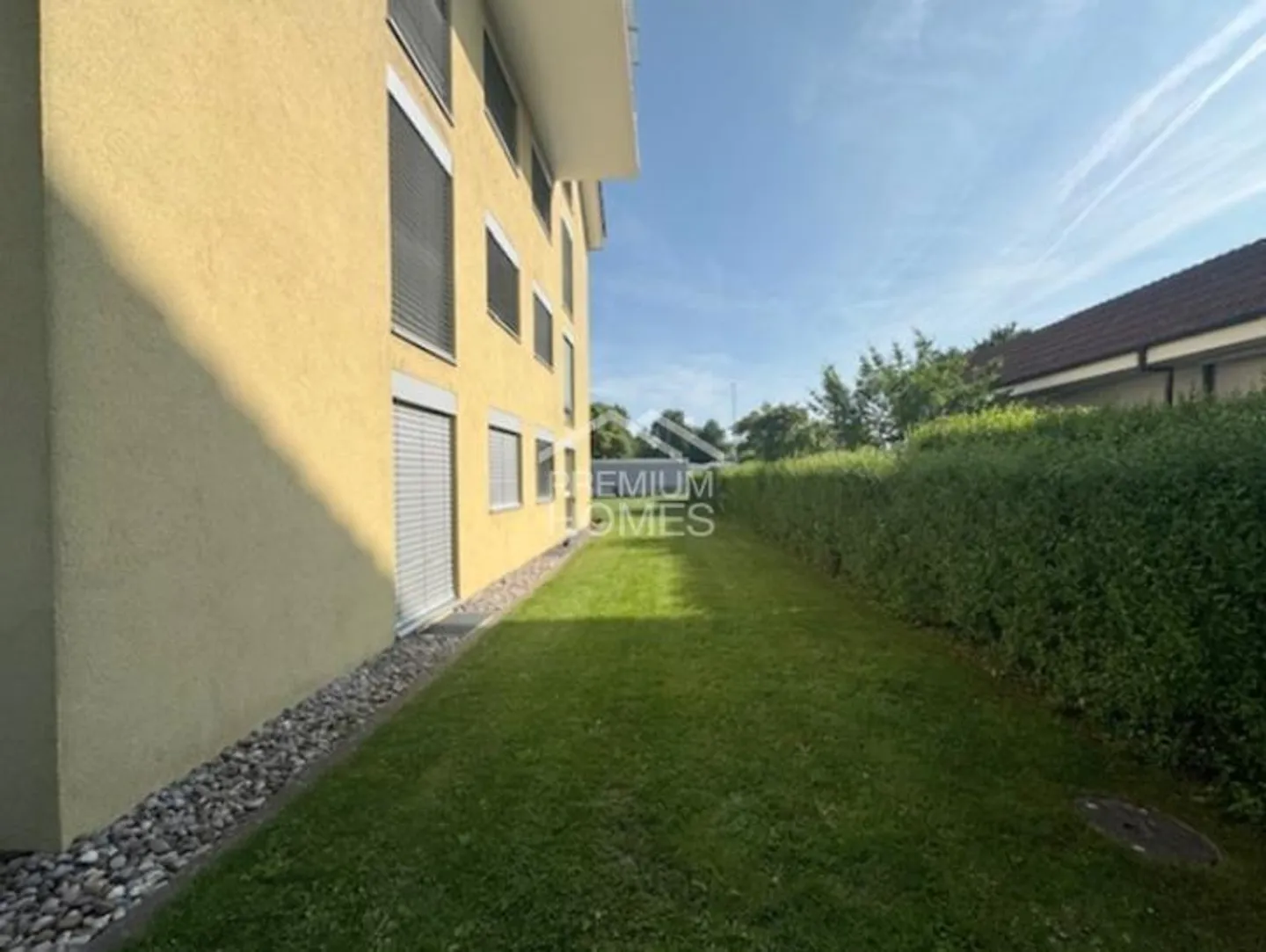Casa multifamiliare cercata (trattamento semplice) - Foto 2 di 4